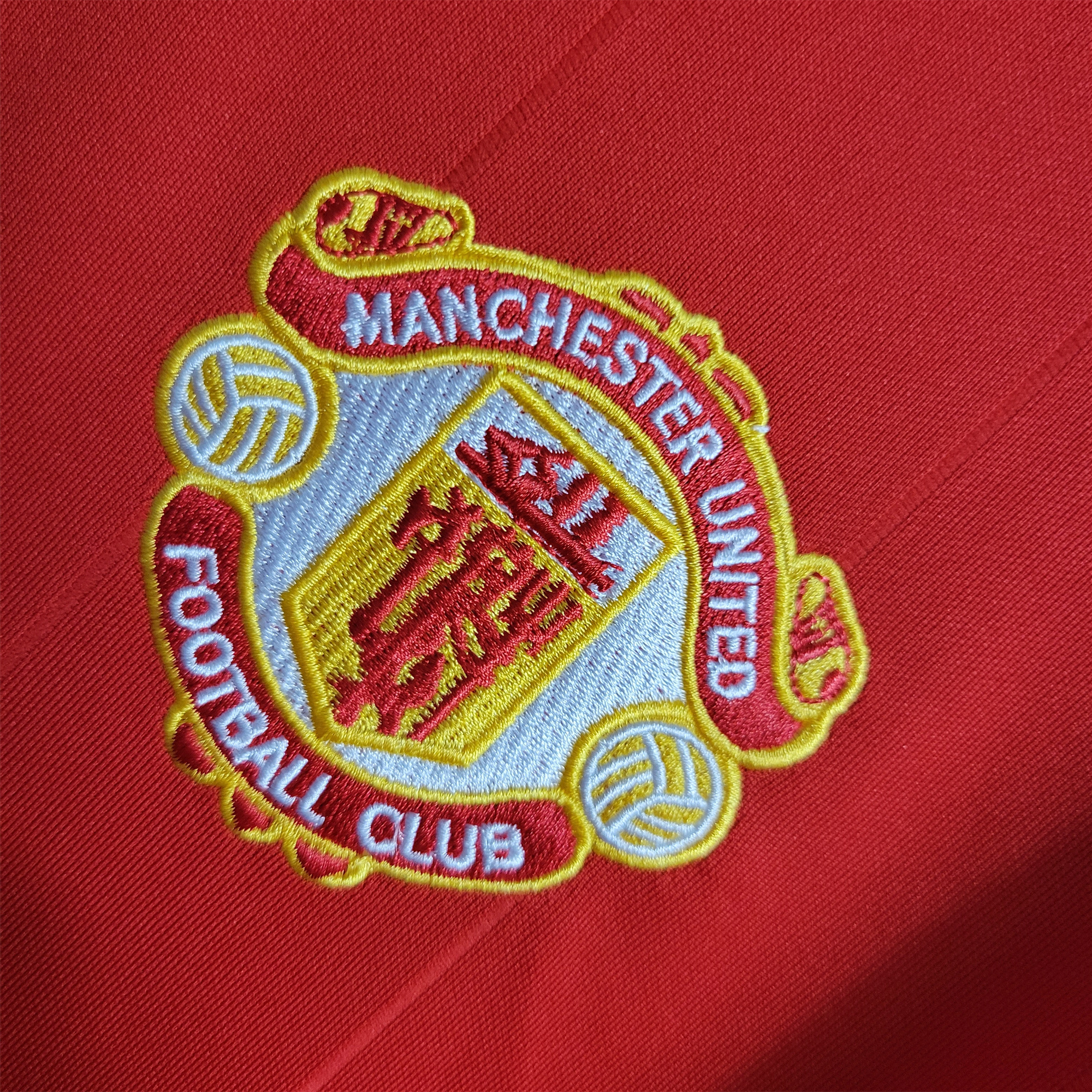 TKH-turbokithub-Retro Manchester United 83-84 Home Stadium Jersey