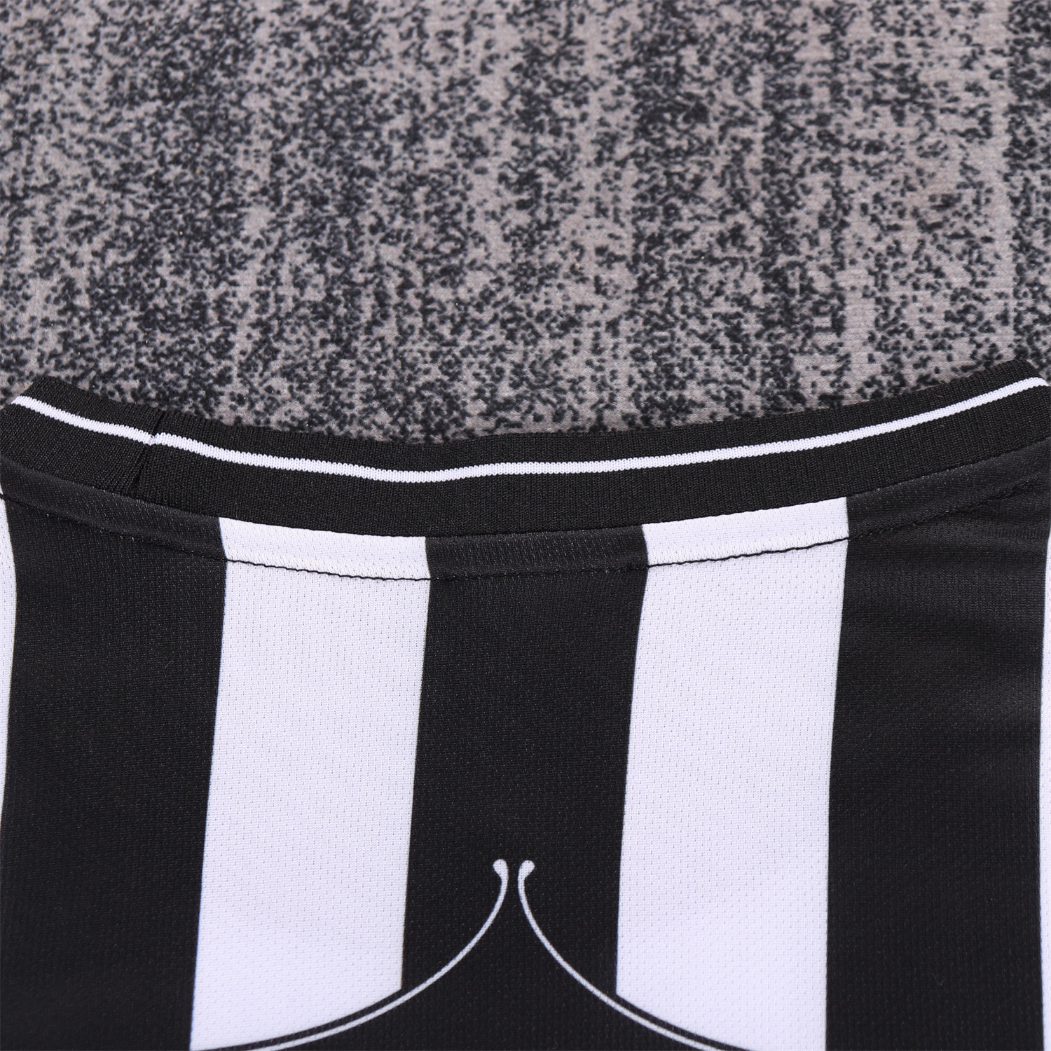 TKH-turbokithub-Retro Newcastle United 1997-99 Home Kids Kit