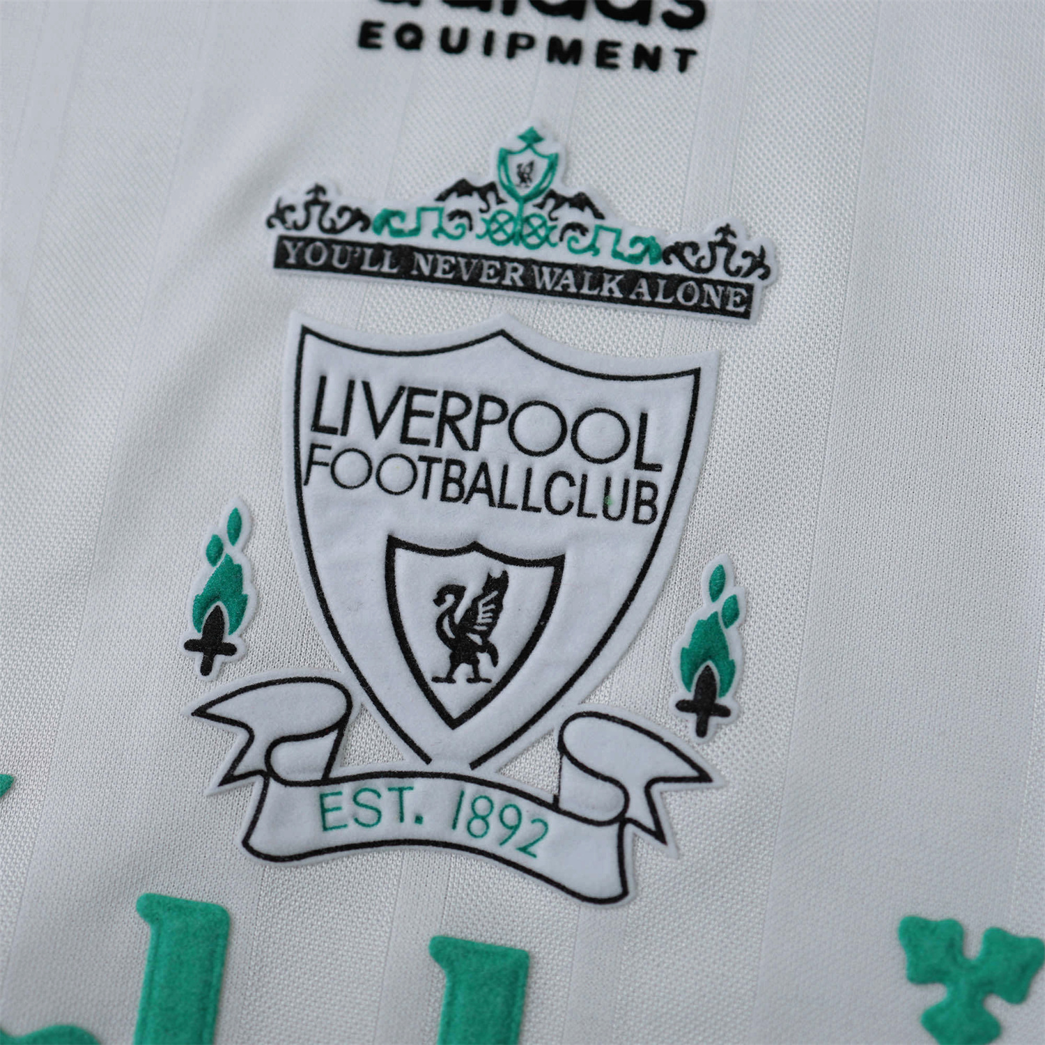 TKH-turbokithub-Retro Liver.pool 1993-95 Away Stadium Jersey