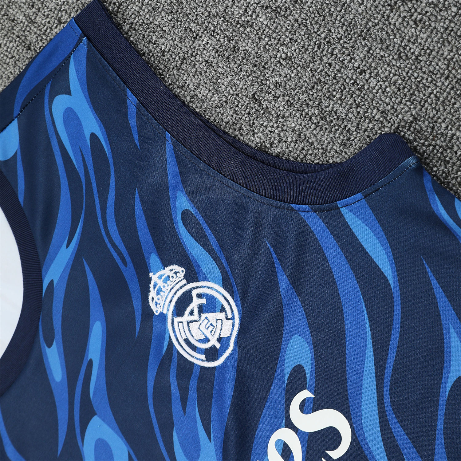 TKH-turbokithub-Real Madrid 25-26 Vest Training Set - Blue Water Pattern Top & Deep Blue Shorts