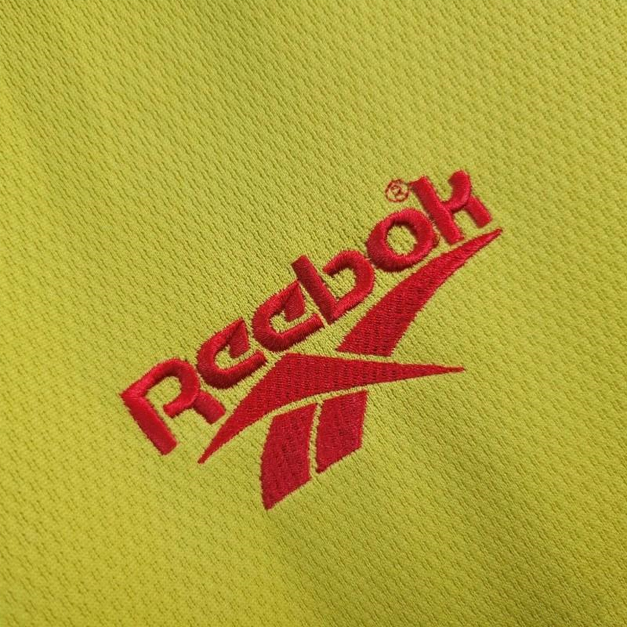 TKH-turbokithub-Retro Liver.pool 1997-99 Third Jersey