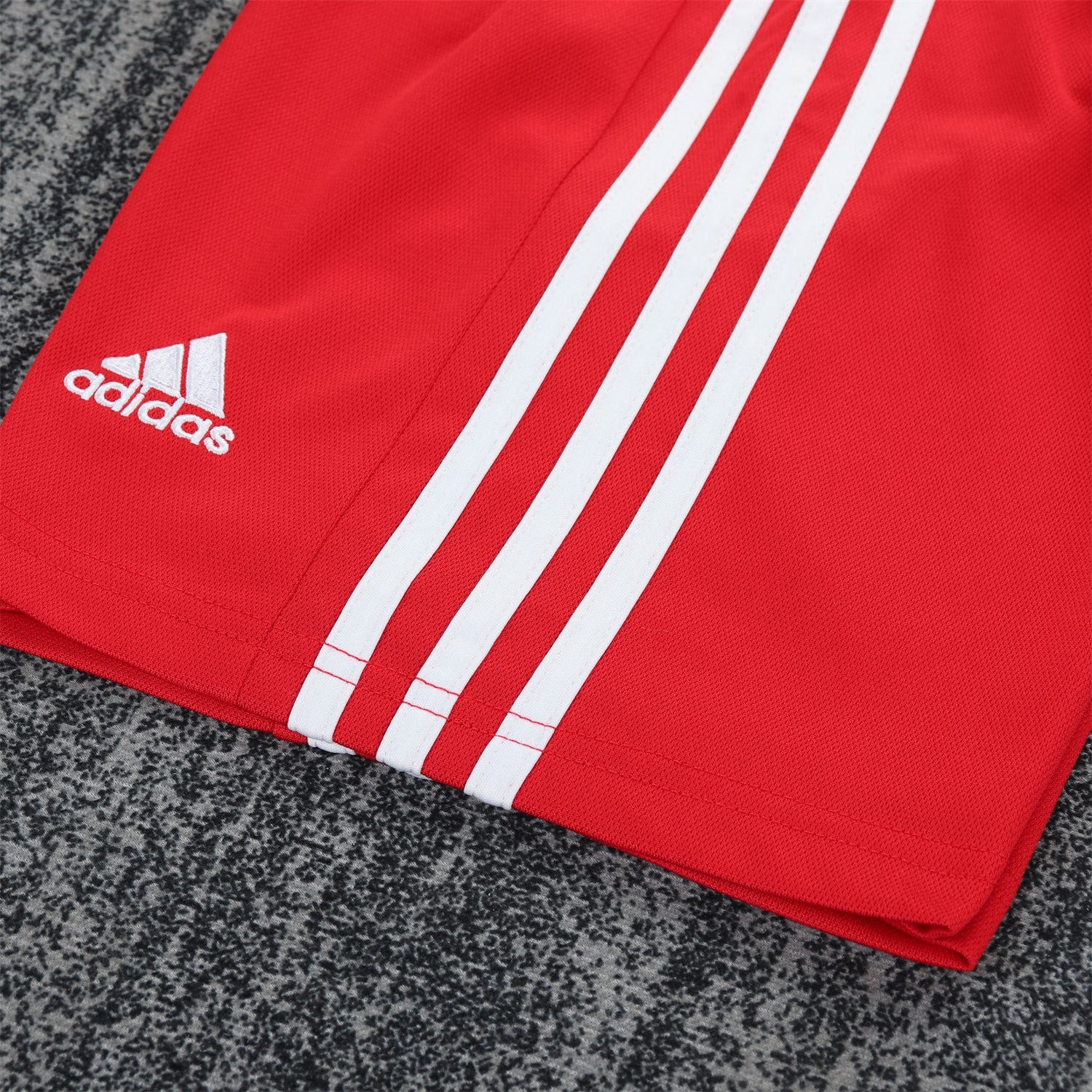 TKH-turbokithub-Retro Bayern Munich 2001-02 Home Kids Kit