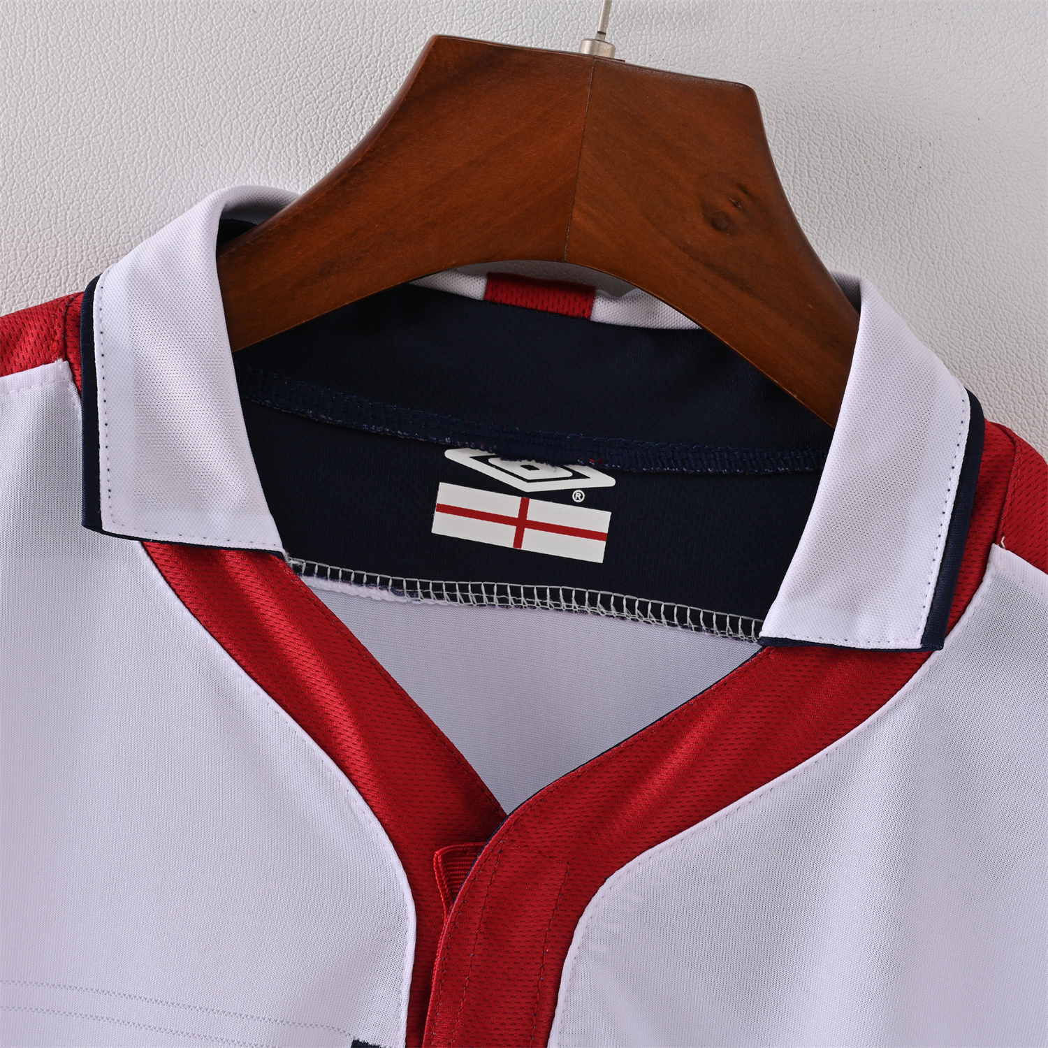 TKH-turbokithub-Retro England 2004 Home White Jersey