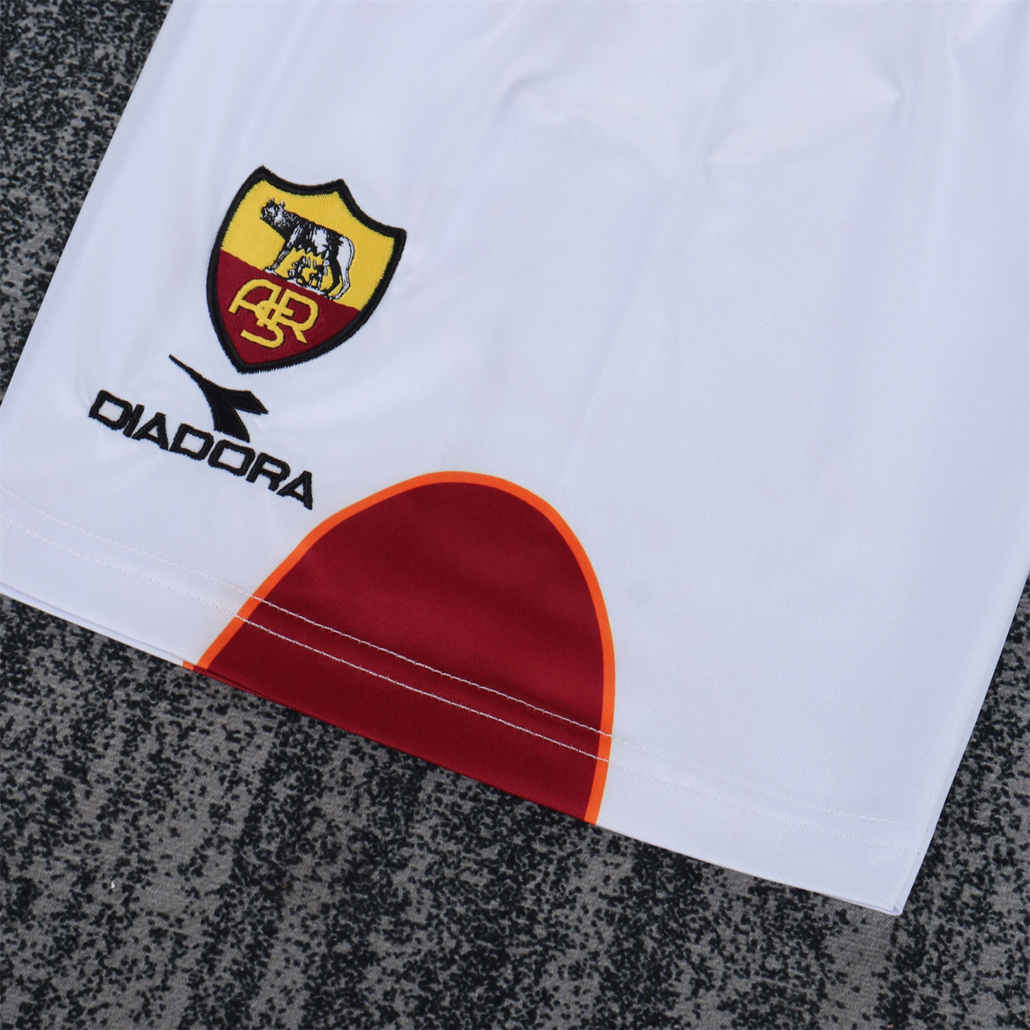 TKH-turbokithub-Retro Roma 1999-00 Home Kids Kit