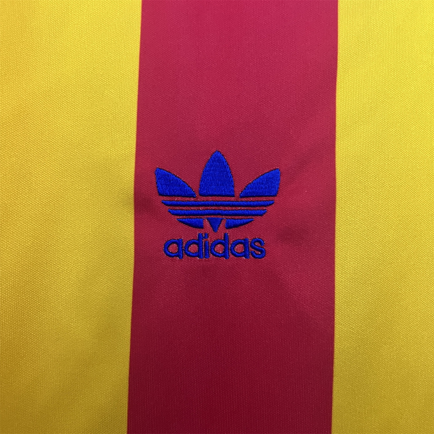TKH-turbokithub-Retro Valencia 1980-82 Away Jersey