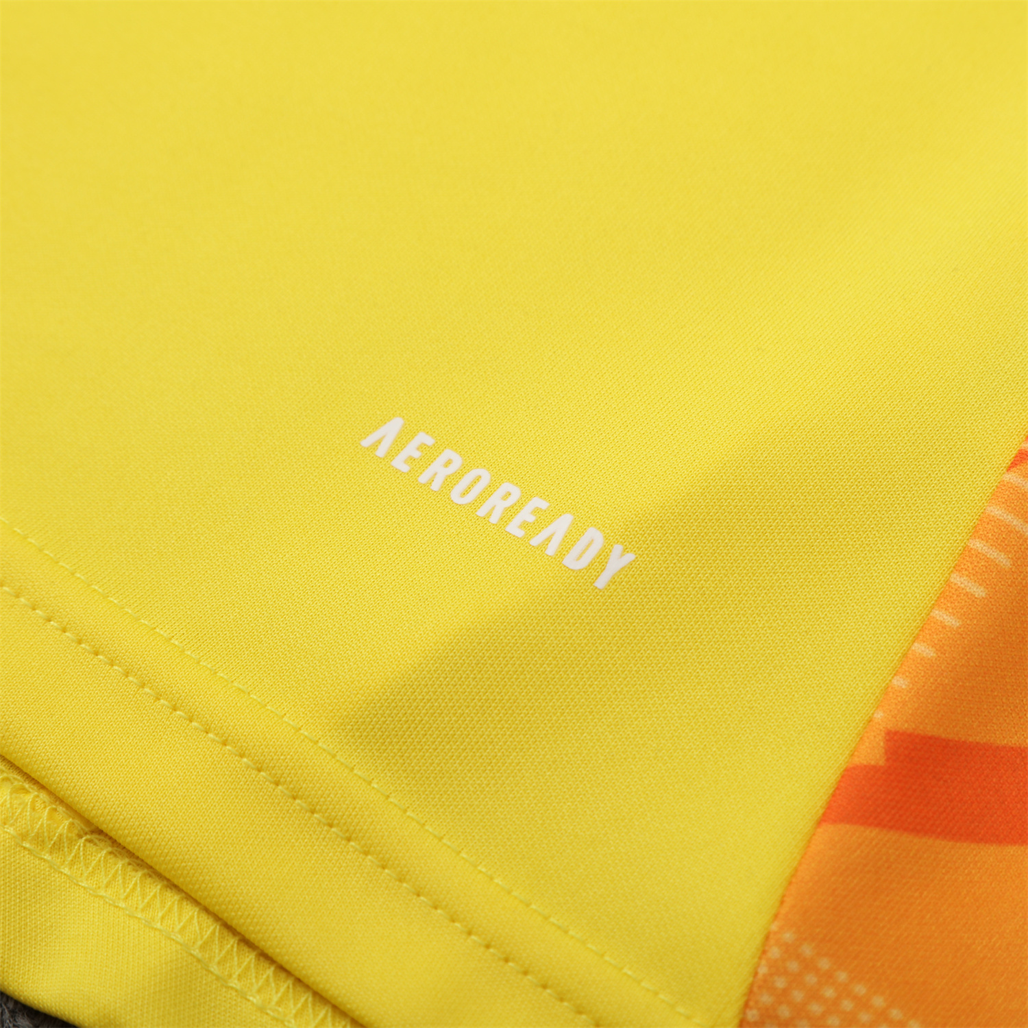 TKH-turbokithub-Atletico Mineiro 25-26 Long Sleeve Training Set - Yellow Top & Black Pants