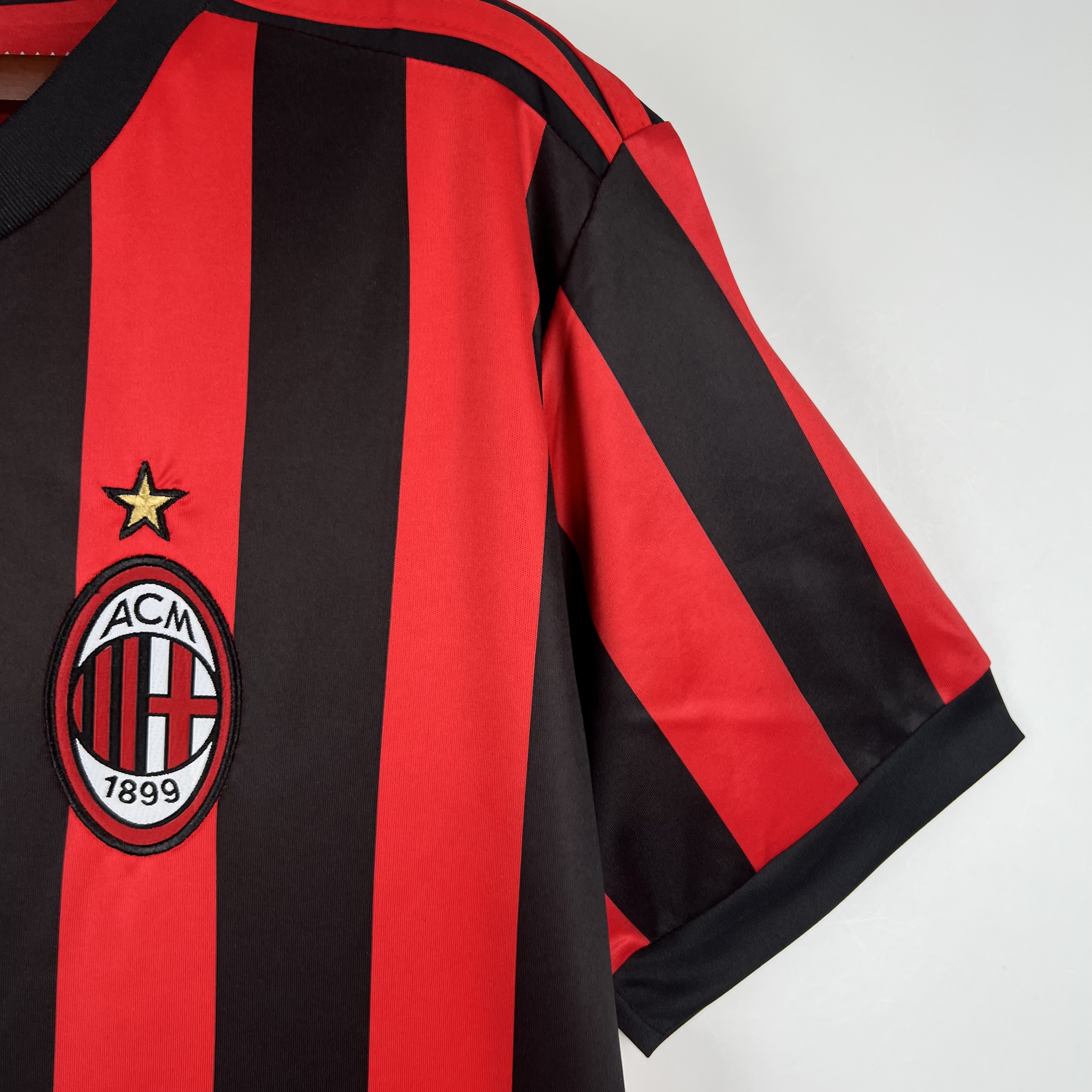 TKH-turbokithub-Retro AC Milan 2017-18 Home Stadium Jersey