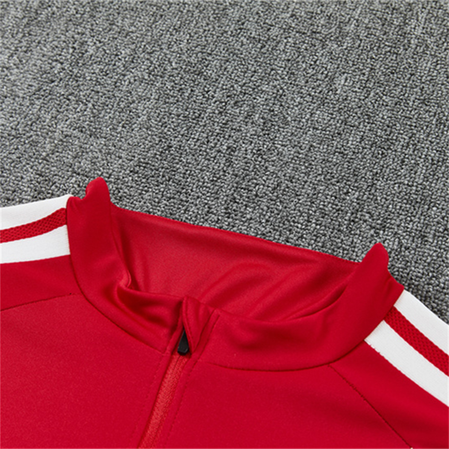 TKH-turbokithub-Spain 2026 Long Sleeve Training Set - Red Top & Black Pants