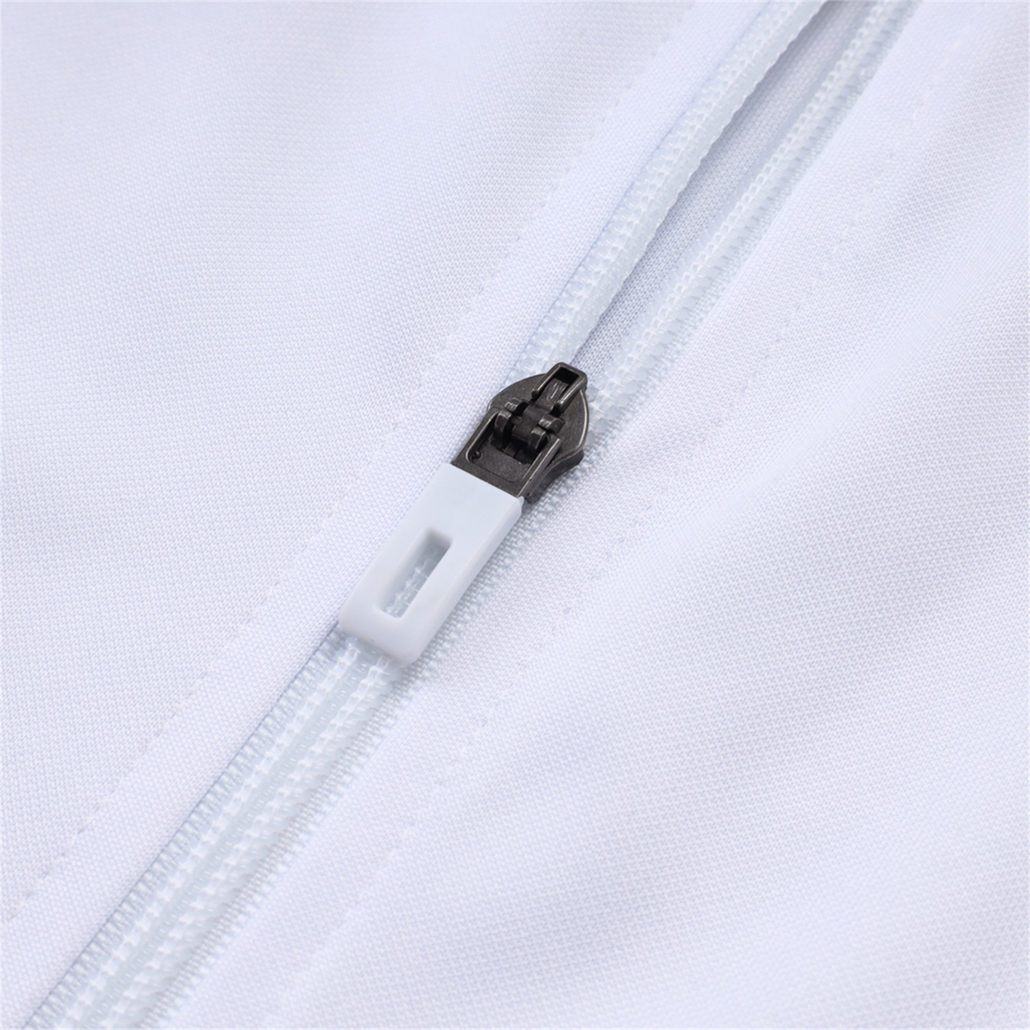 TKH-turbokithub-Real Madrid 25-26 Jacket Training Tracksuit - White Throwback Jackets & Black Pants