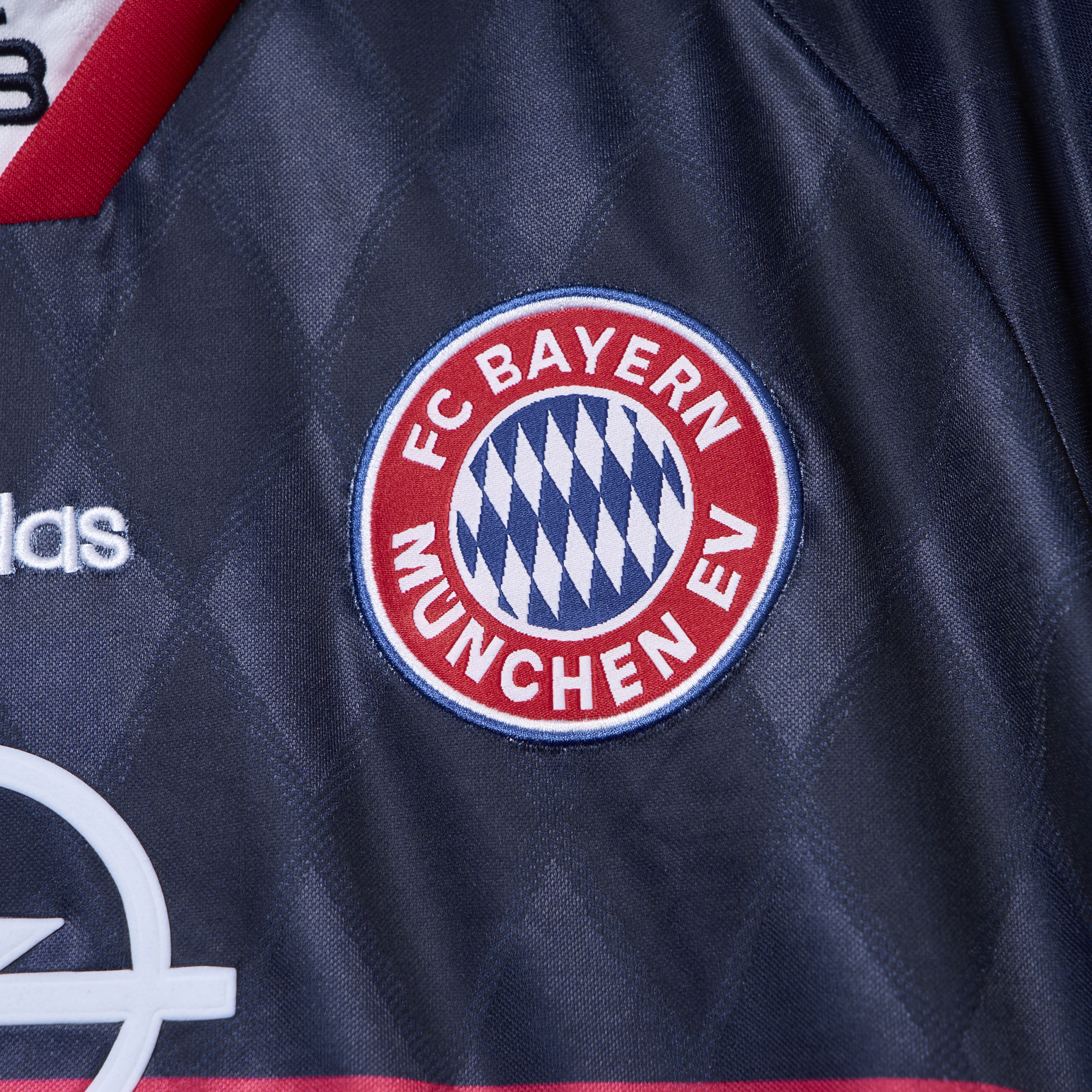 TKH-turbokithub-Retro Bayern Munich 1997-99 Home Stadium Jersey