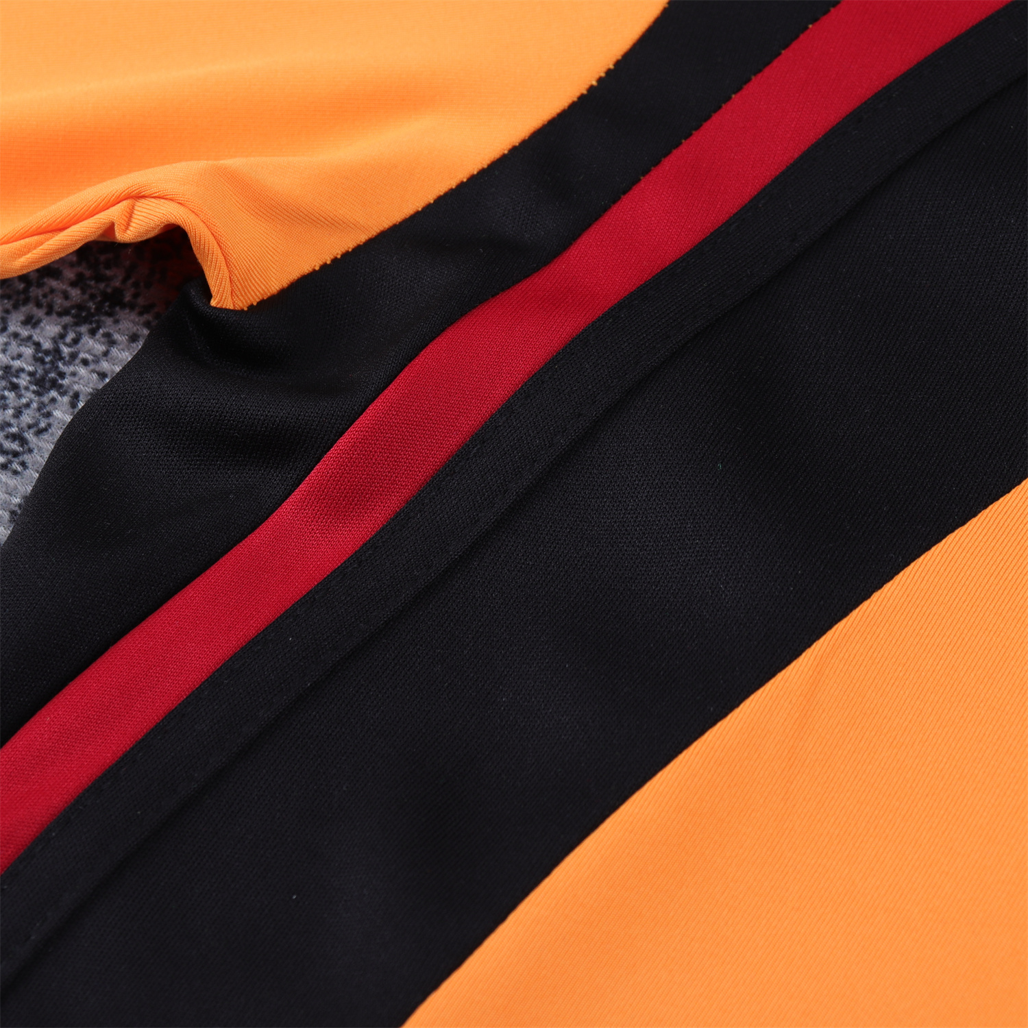 TKH-turbokithub-Retro Roma 2005-06 Home Kids Kit