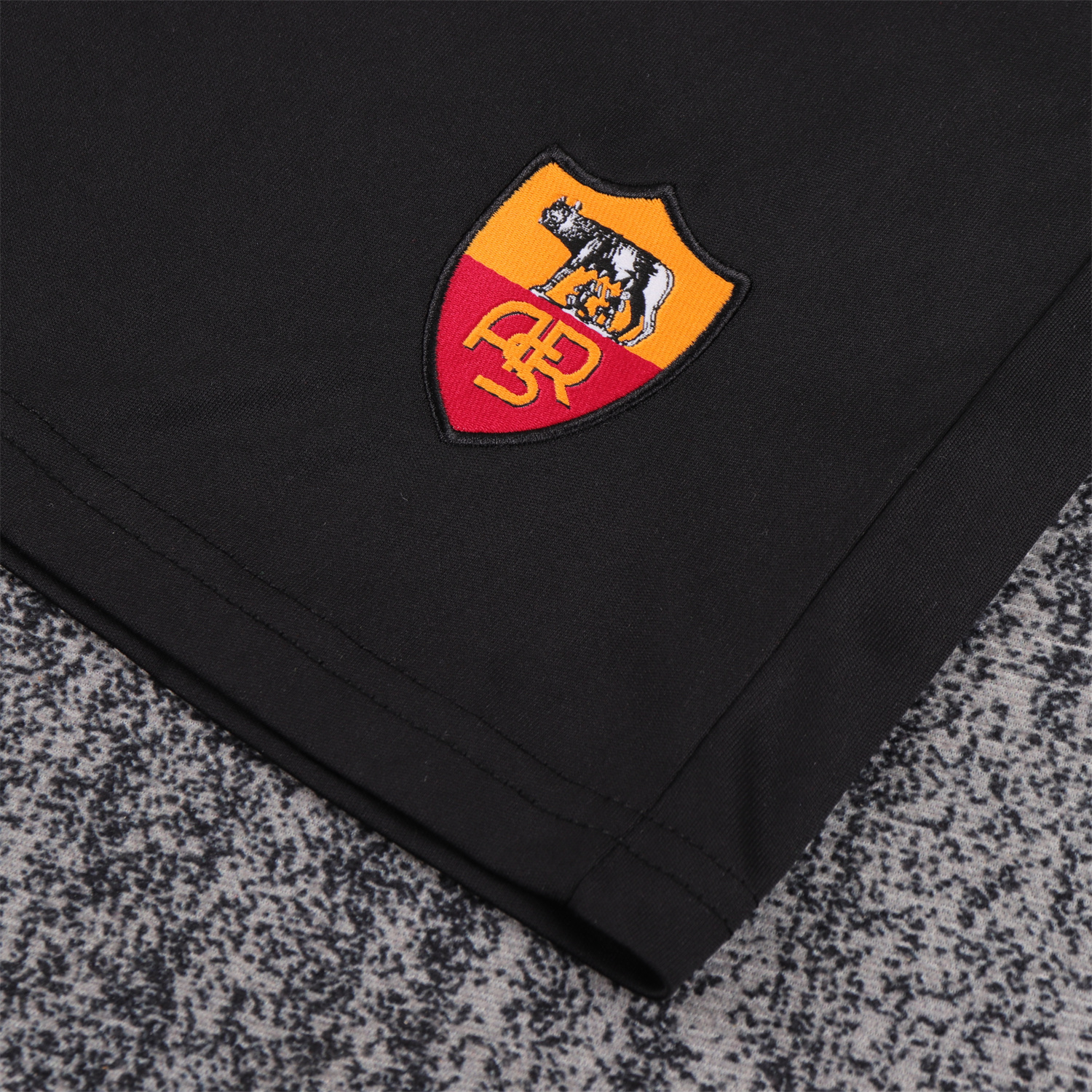 TKH-turbokithub-Retro Roma 2005-06 Home Kids Kit