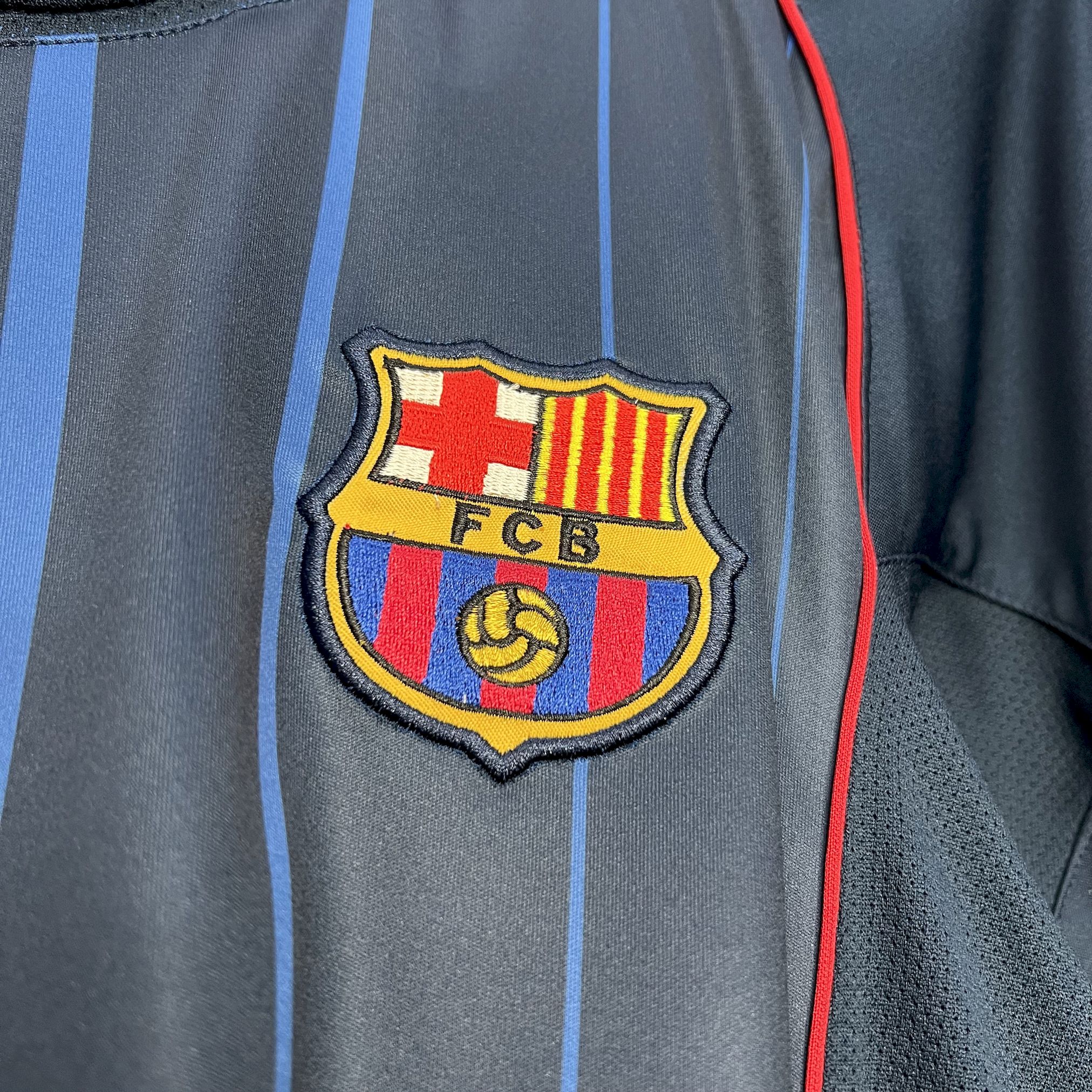 TKH-turbokithub-Retro Barcelona 04-05 Away Jersey