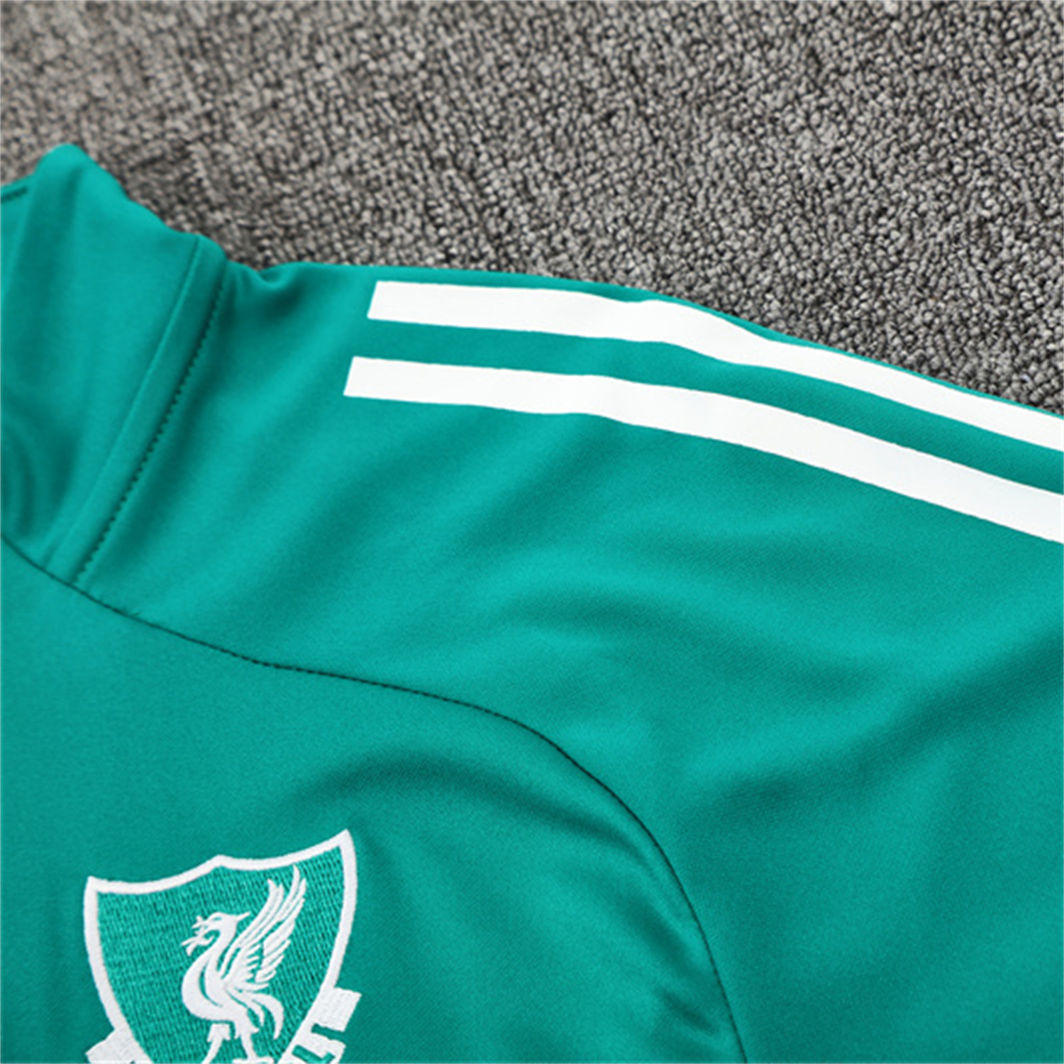 TKH-turbokithub-Liver.pool 25-26 Long Sleeve Training Set - Green Top & Black Pants