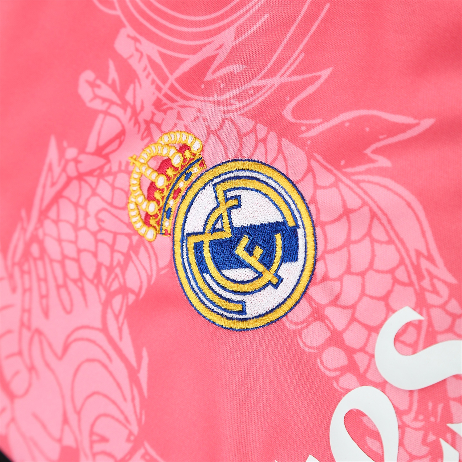 TKH-turbokithub-Real Madrid 25-26 Short-Sleeve Training Set - Pink-Black Dragon Top & Black-White Shorts
