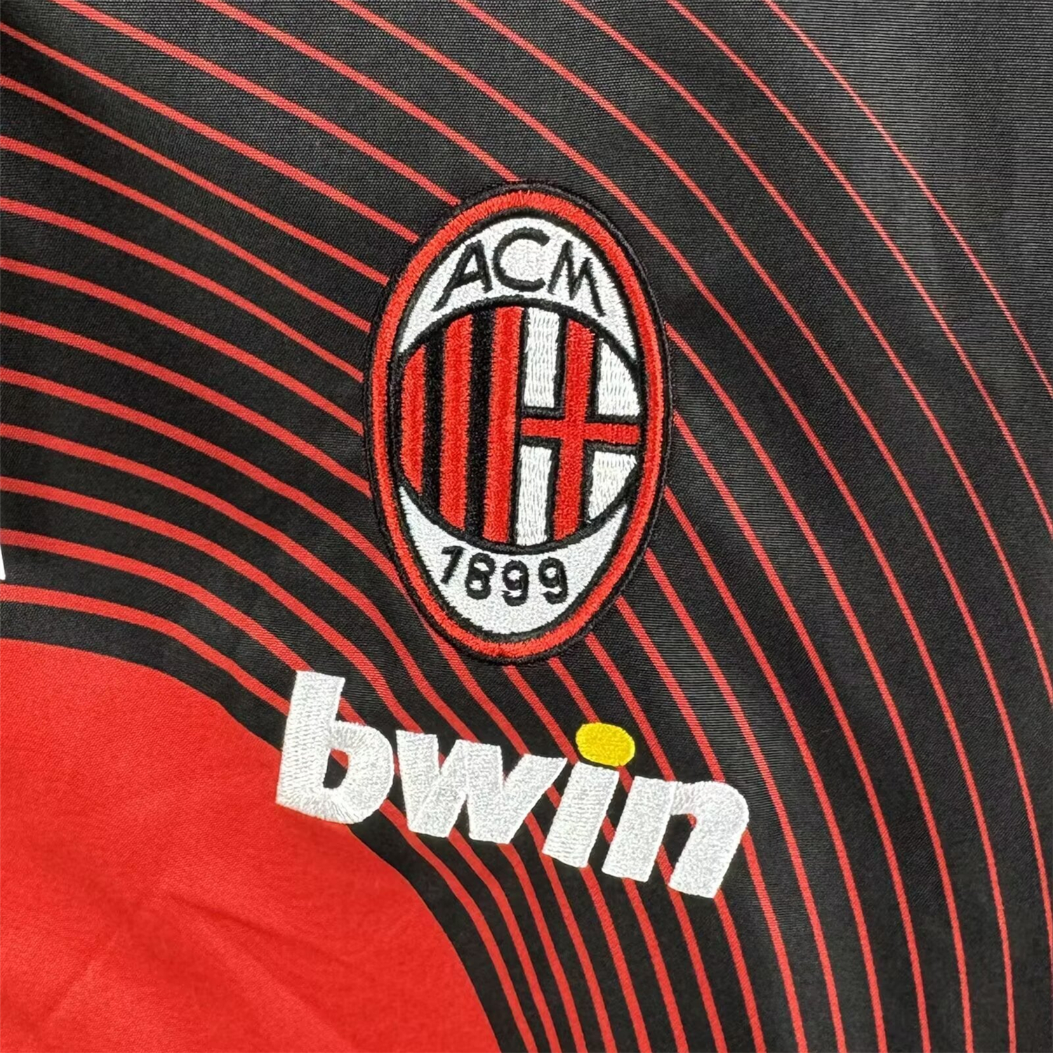 TKH-turbokithub-Retro AC Milan 2006-07 Home Windbreaker Jacket - Red With Black