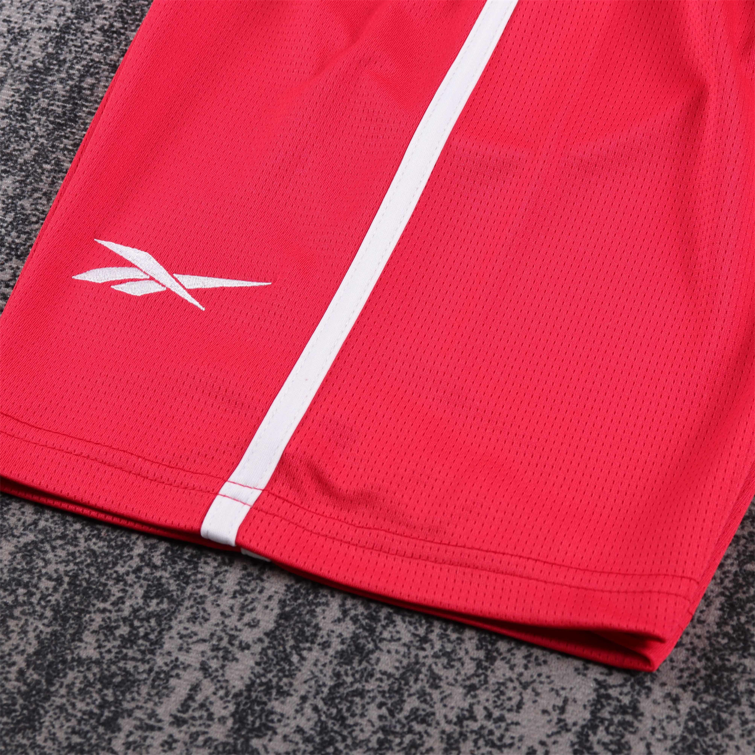 TKH-turbokithub-Retro Liver.pool 1997-98 Home Kids Kit