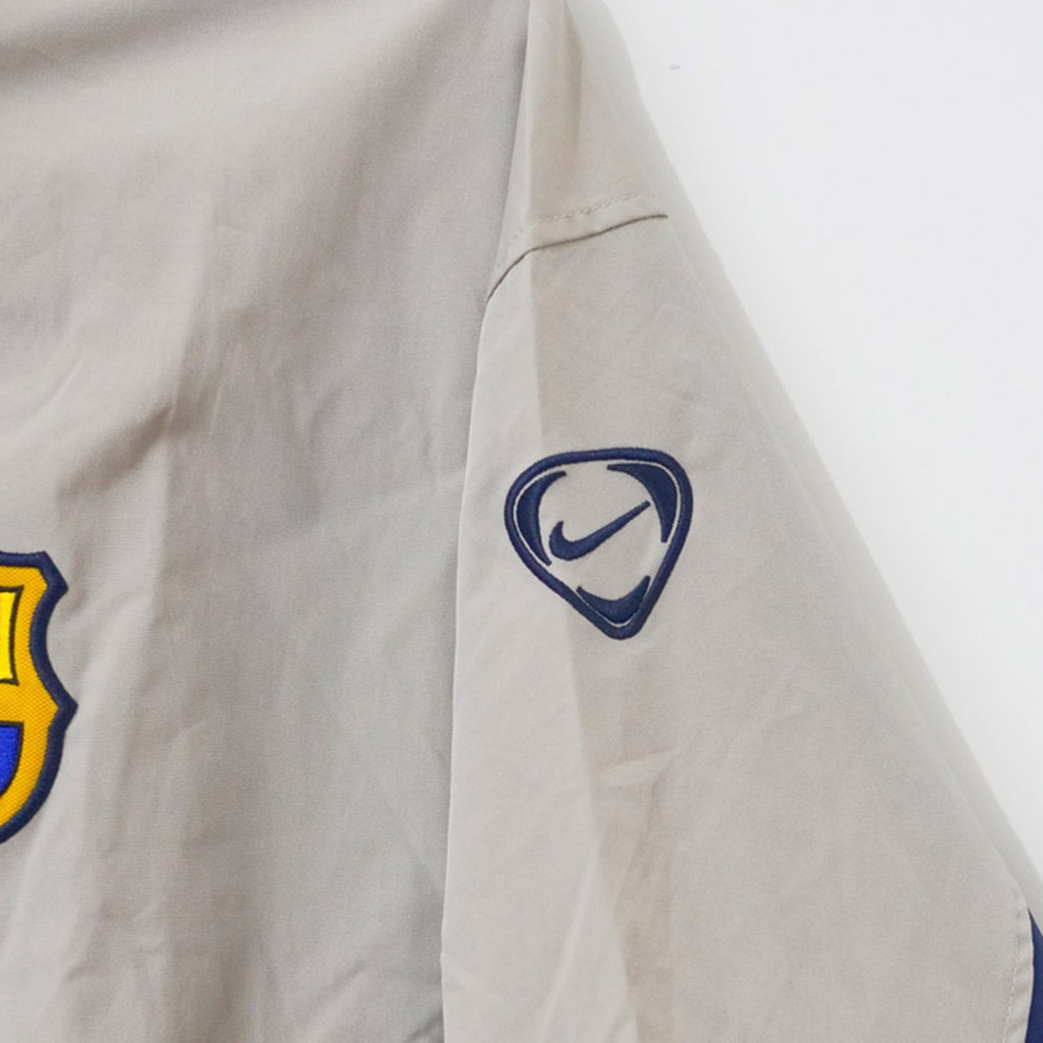 TKH-turbokithub-Retro Barcelona 2003-04 Windbreaker Jacket - Grey With Blue