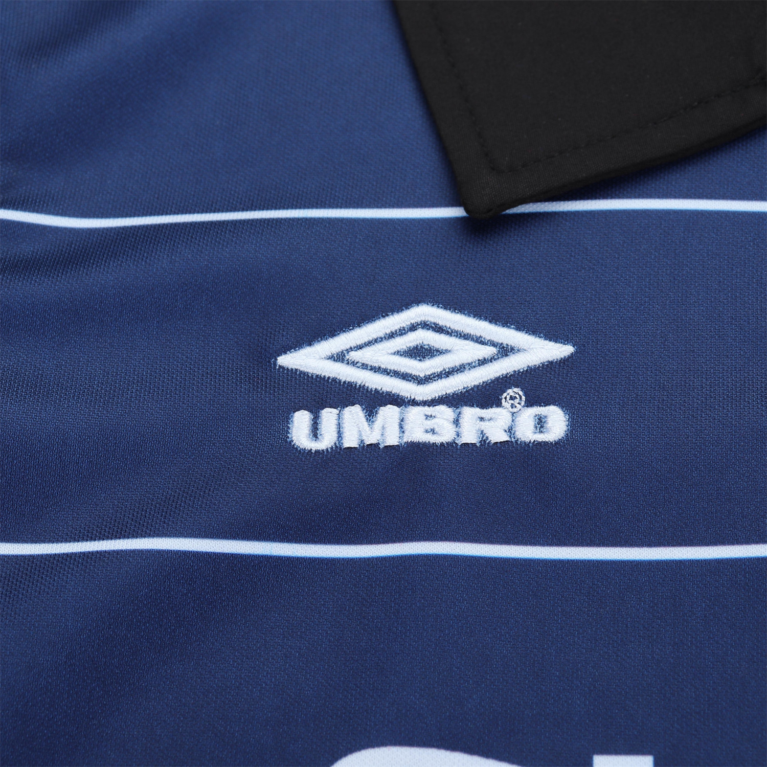 TKH-turbokithub-Retro Manchester United 1999-00 Away Kids Kit