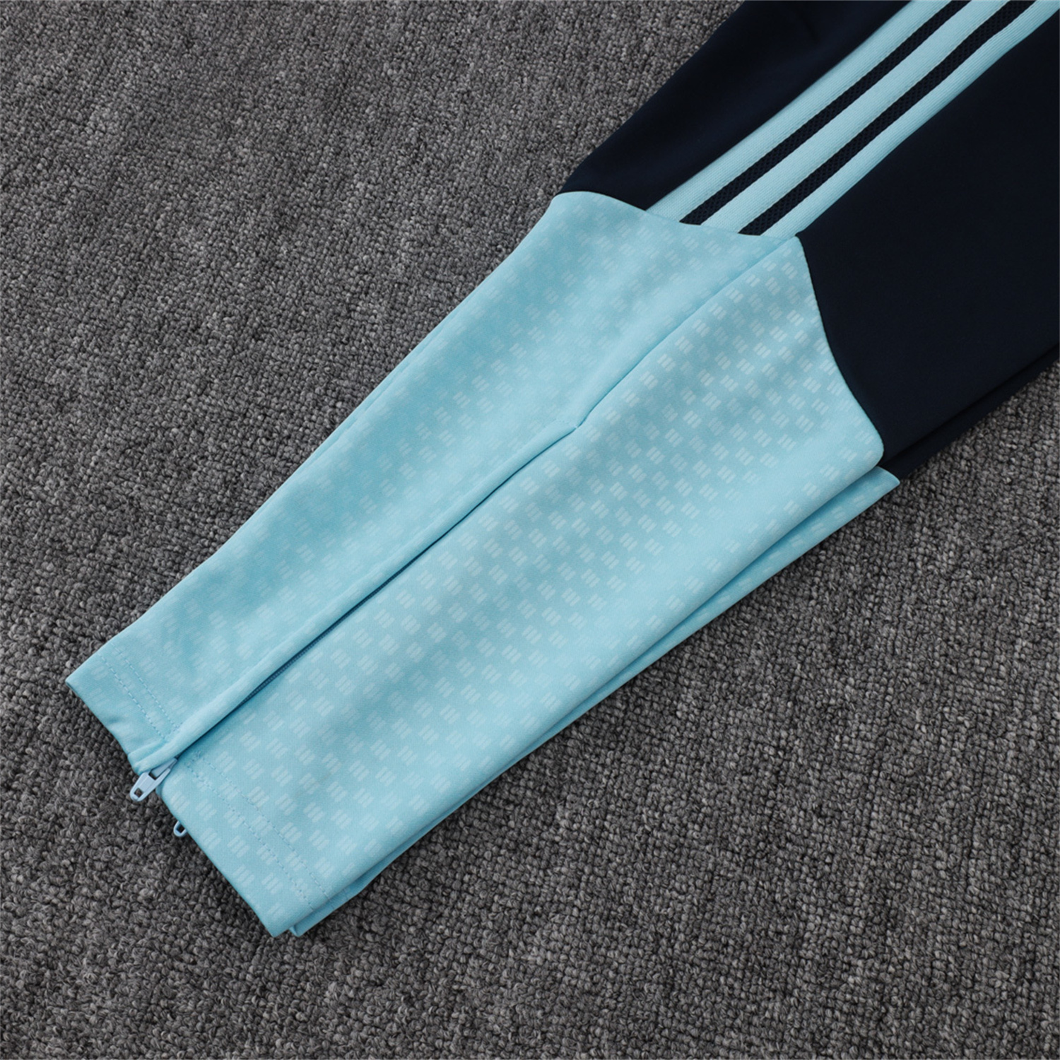 TKH-turbokithub-Argentina 25-26 Windbreaker Training Set - Light Blue Top and Black Pants