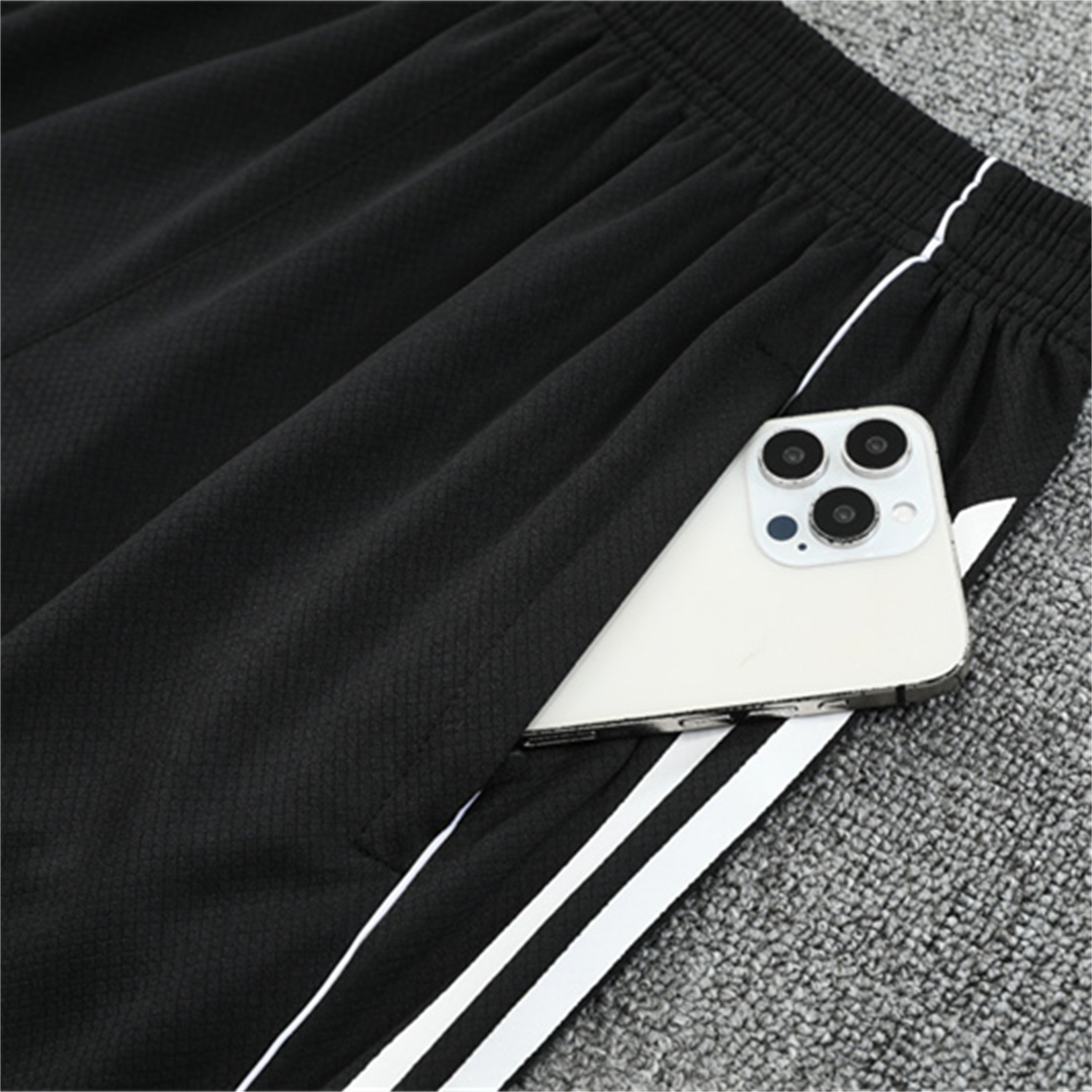 TKH-turbokithub-Germany 25-26 Kids Short-Sleeve Training Set - White Top & Black Shorts