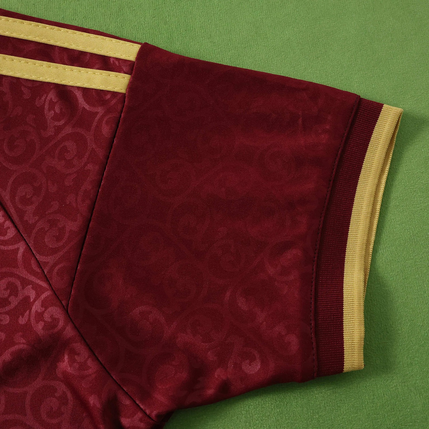 TKH-turbokithub-【Two-Crown Star】Women's Spain 2026 Third Wine Red Jersey - Fans Version
