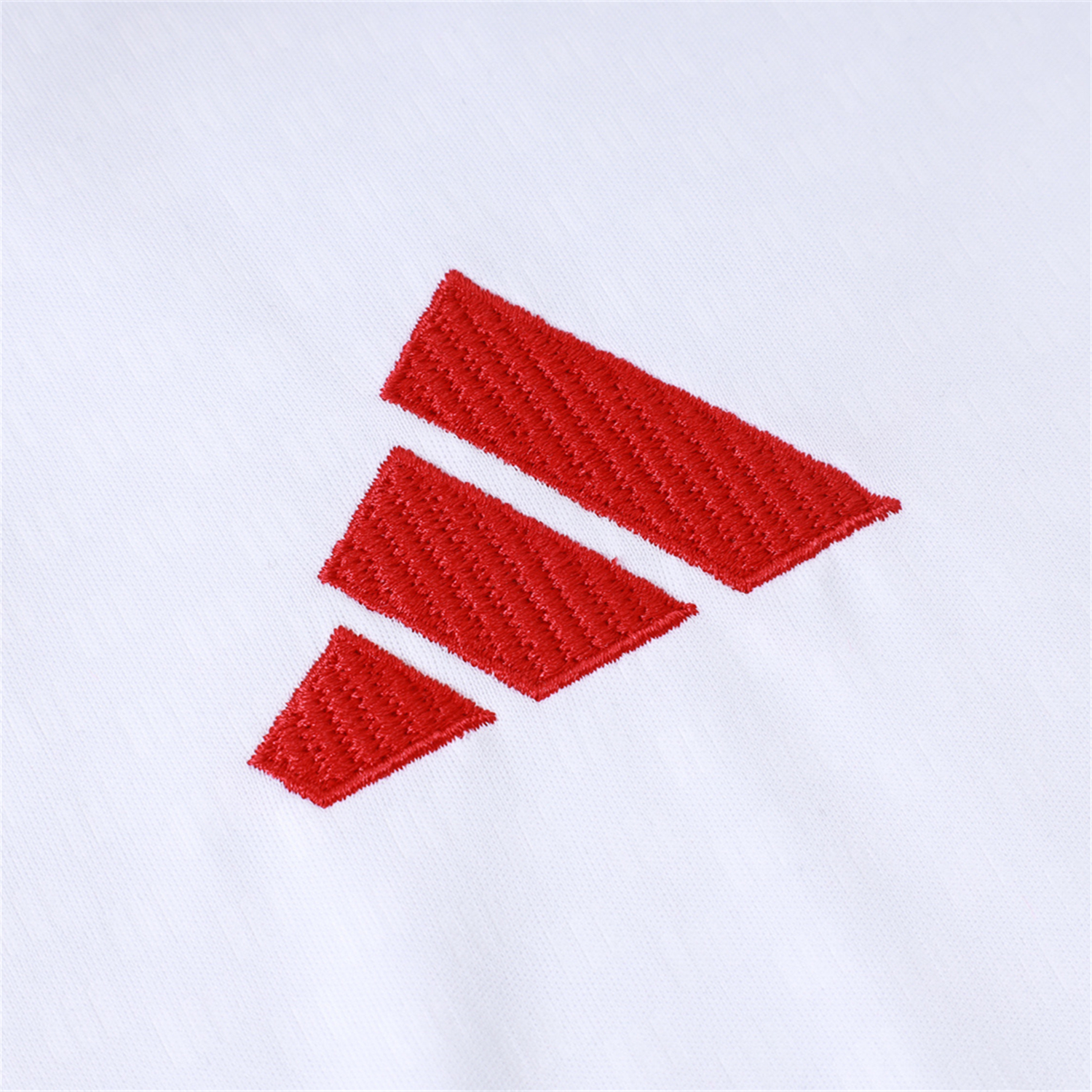 TKH-turbokithub-SC Internacional 2026 Short-Sleeve Training Set - White Top and Red Shorts