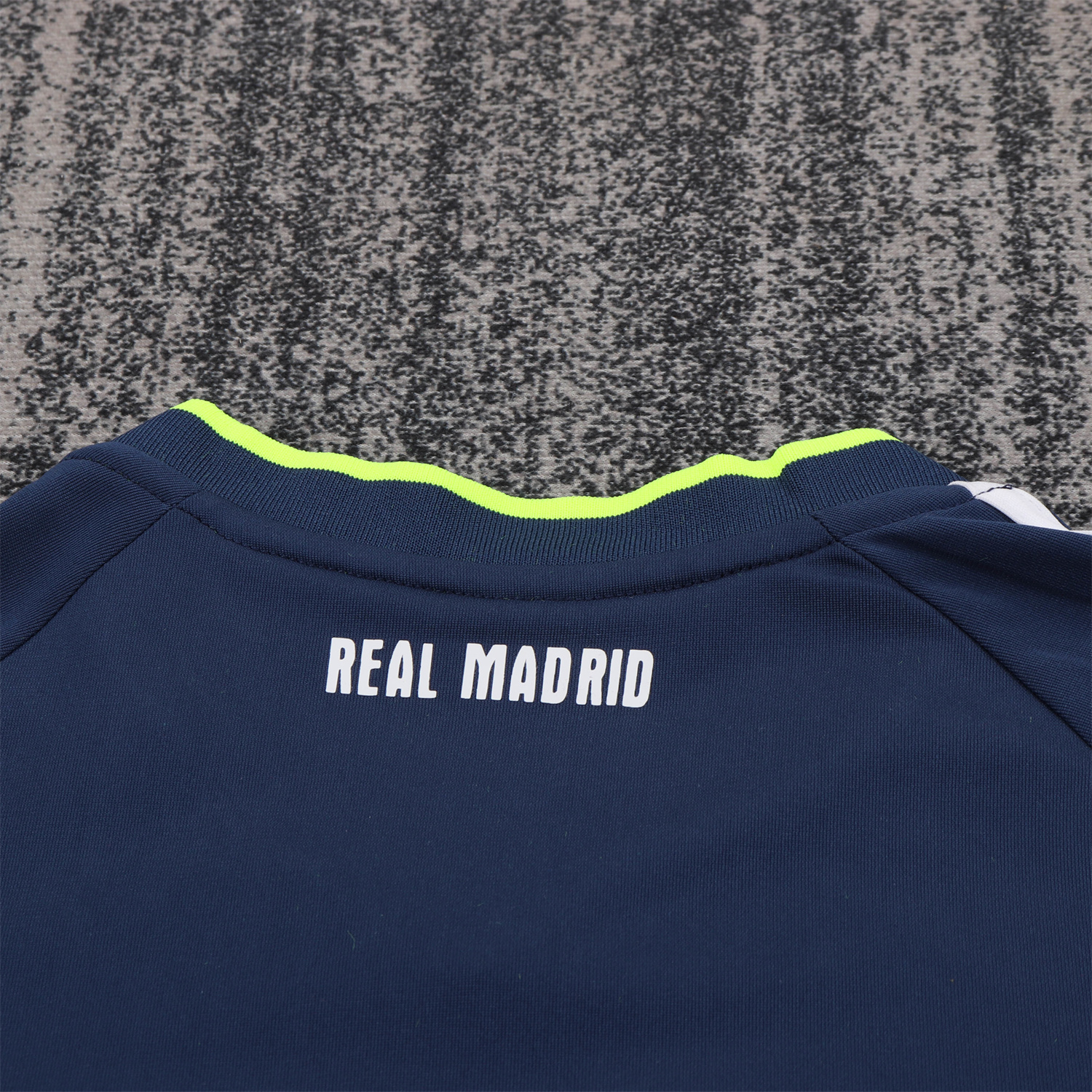 TKH-turbokithub-Retro Real Madrid 2010-11 Away Kids Kit