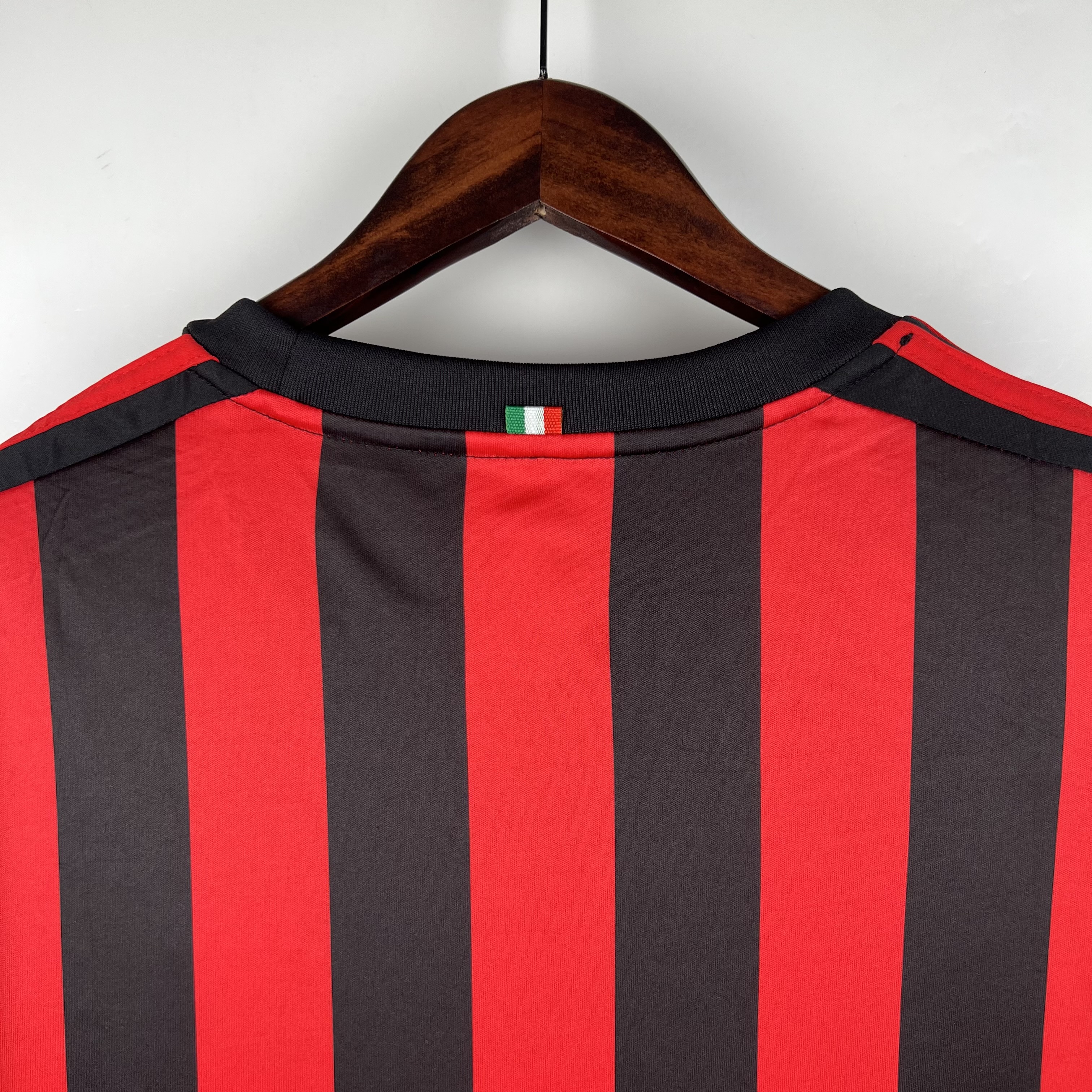 TKH-turbokithub-Retro AC Milan 2017-18 Home Stadium Jersey