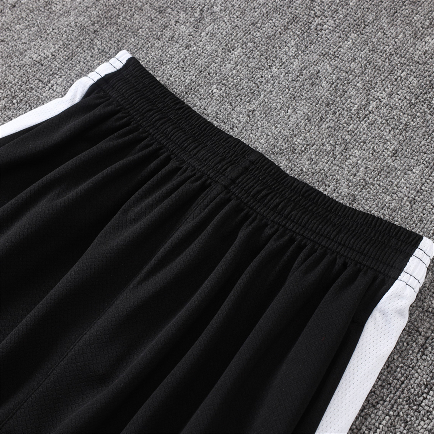 TKH-turbokithub-Paris Saint-Germain PSG 26-27 Short-Sleeve Training Set - White Border Black Top & Shorts