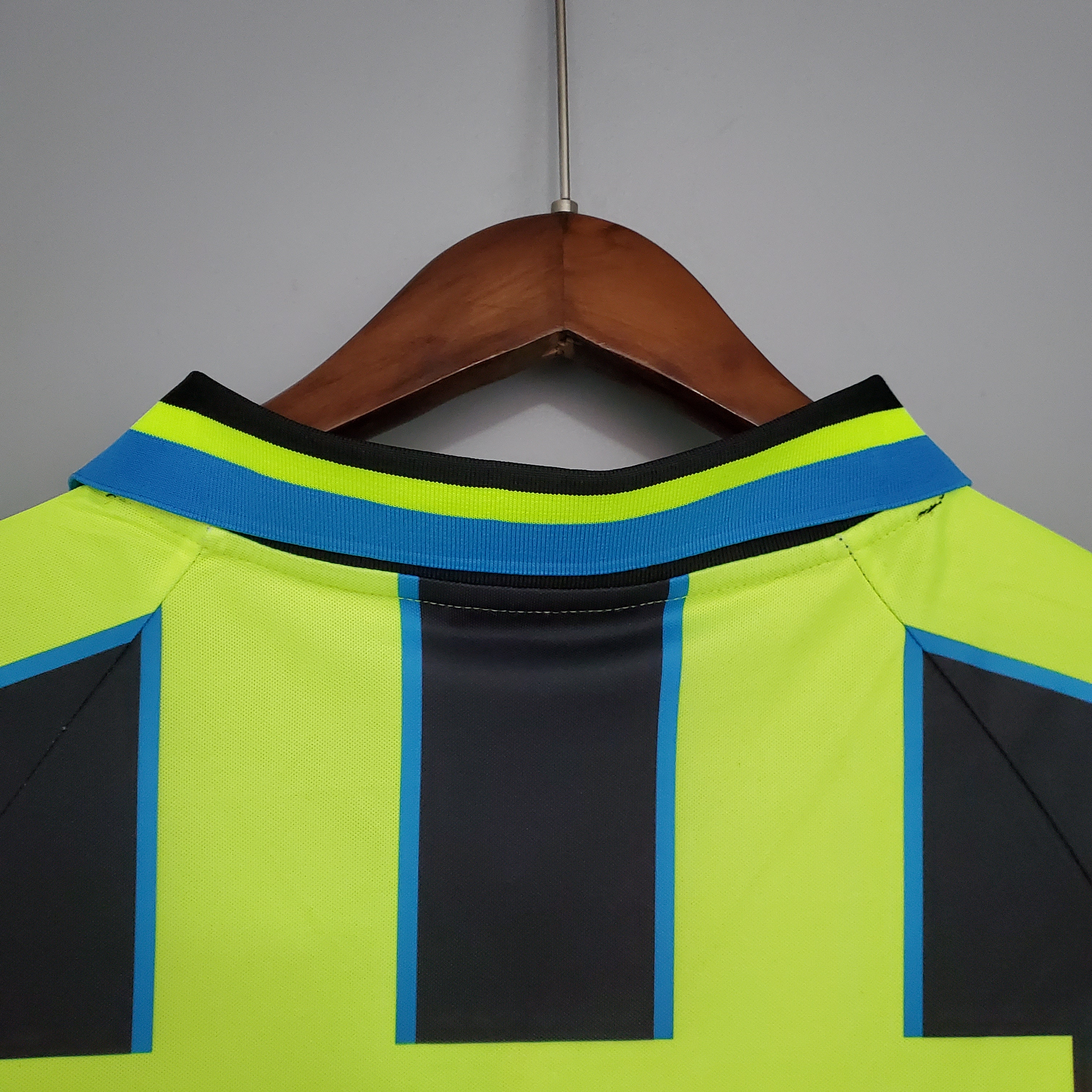 TKH-turbokithub-Retro Manchester City 1998-99 Away Stadium Jersey