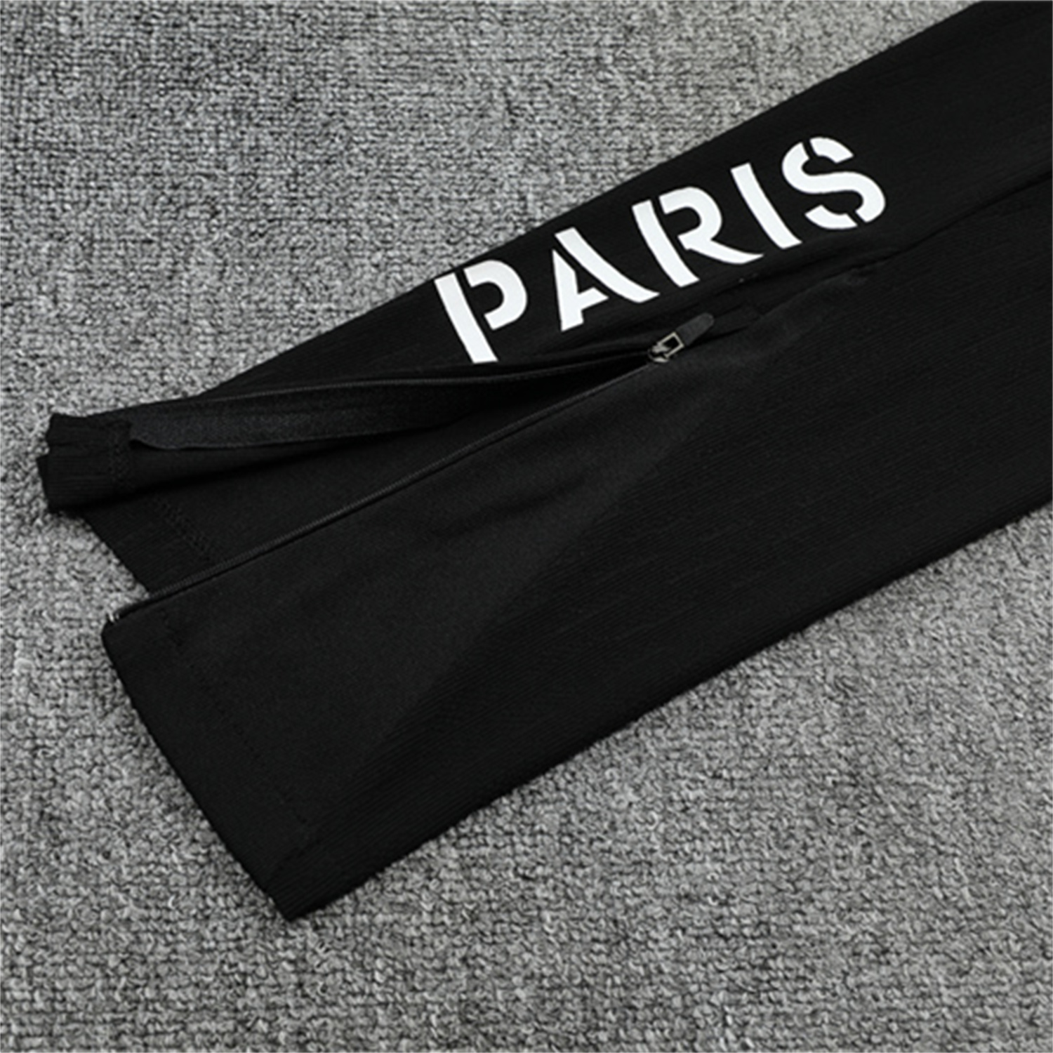 TKH-turbokithub-Paris Saint-Germain PSG 25-26 Jordan Kids Long Sleeve Training Set - Pure Black Top & Pants