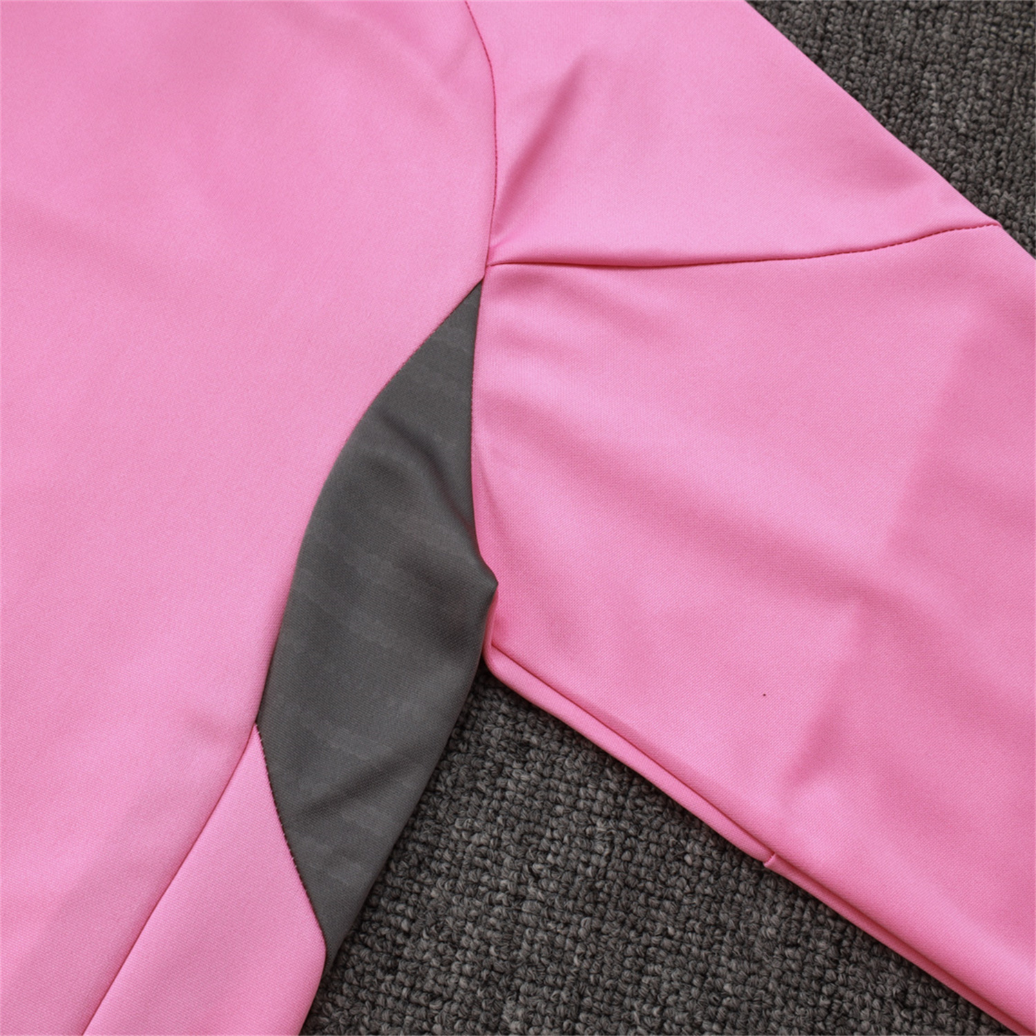 TKH-turbokithub-INT M.A.M 25-26 Long Sleeves Training Set - Pink Top & Black Pants