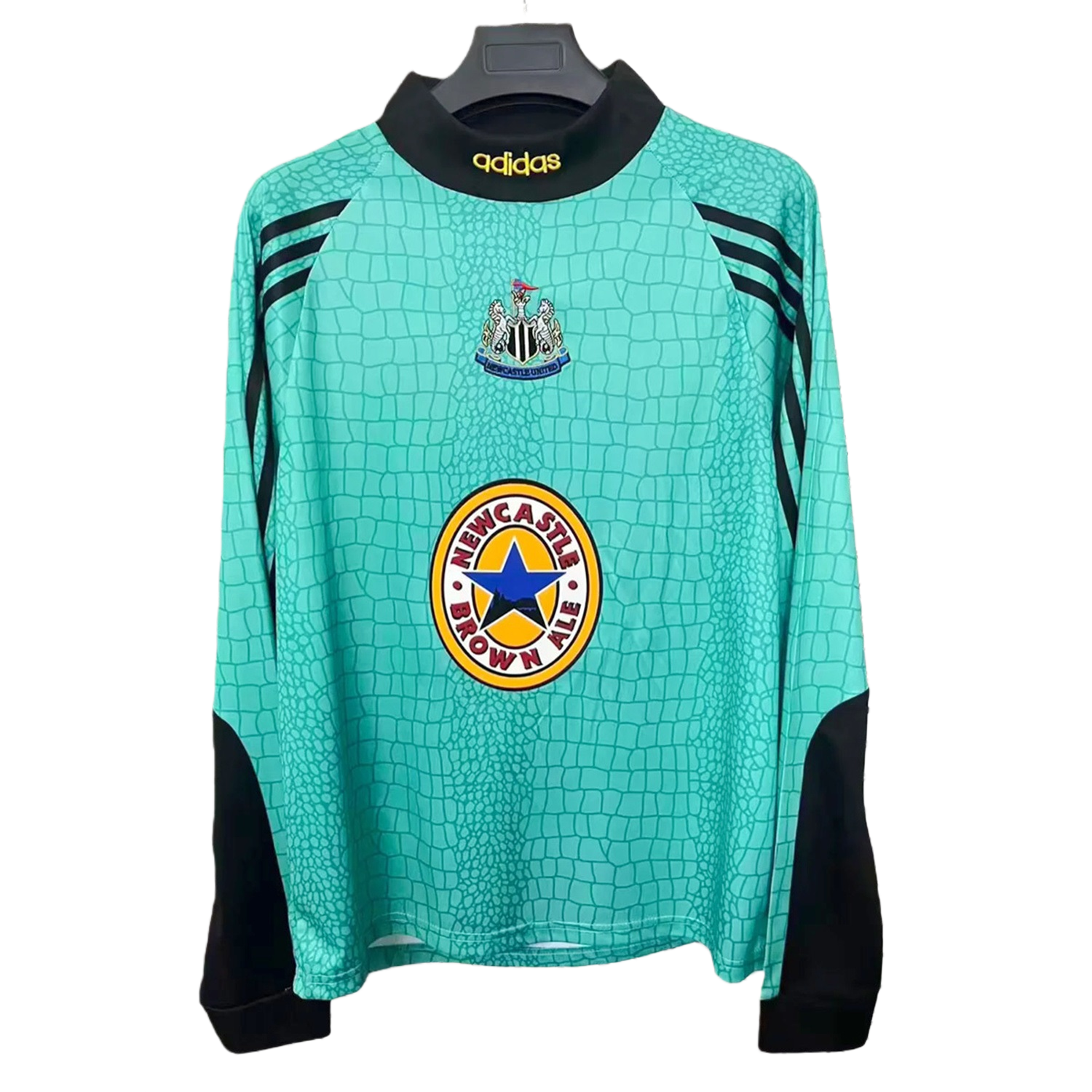 TKH-turbokithub-Retro Newcastle United 1997-98 Long Sleeves Cyan Goalkeeper Jersey