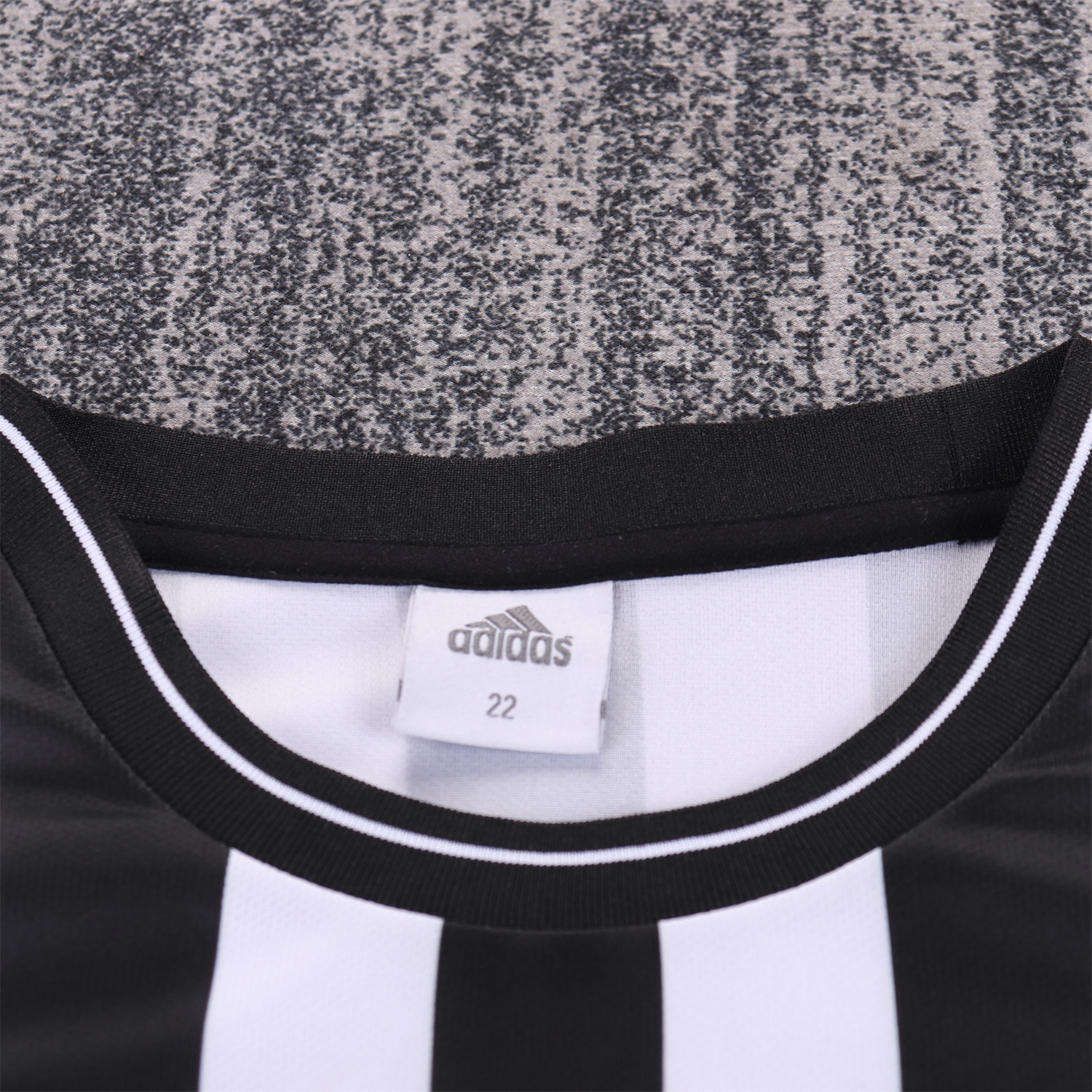 TKH-turbokithub-Retro Newcastle United 1997-99 Home Kids Kit