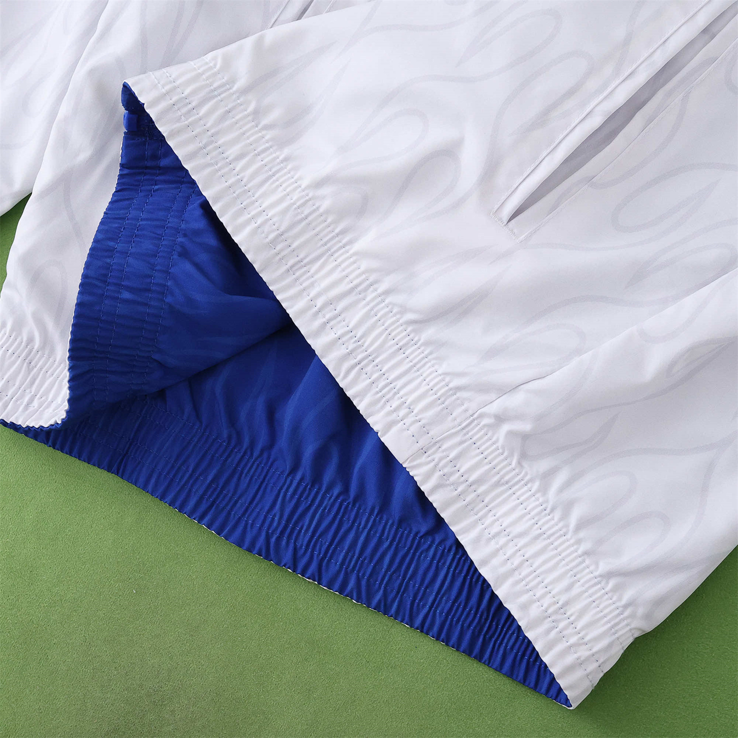 TKH-turbokithub-Retro Japan 1998 Throwback Double Sided Reversible Windbreaker - White & Blue