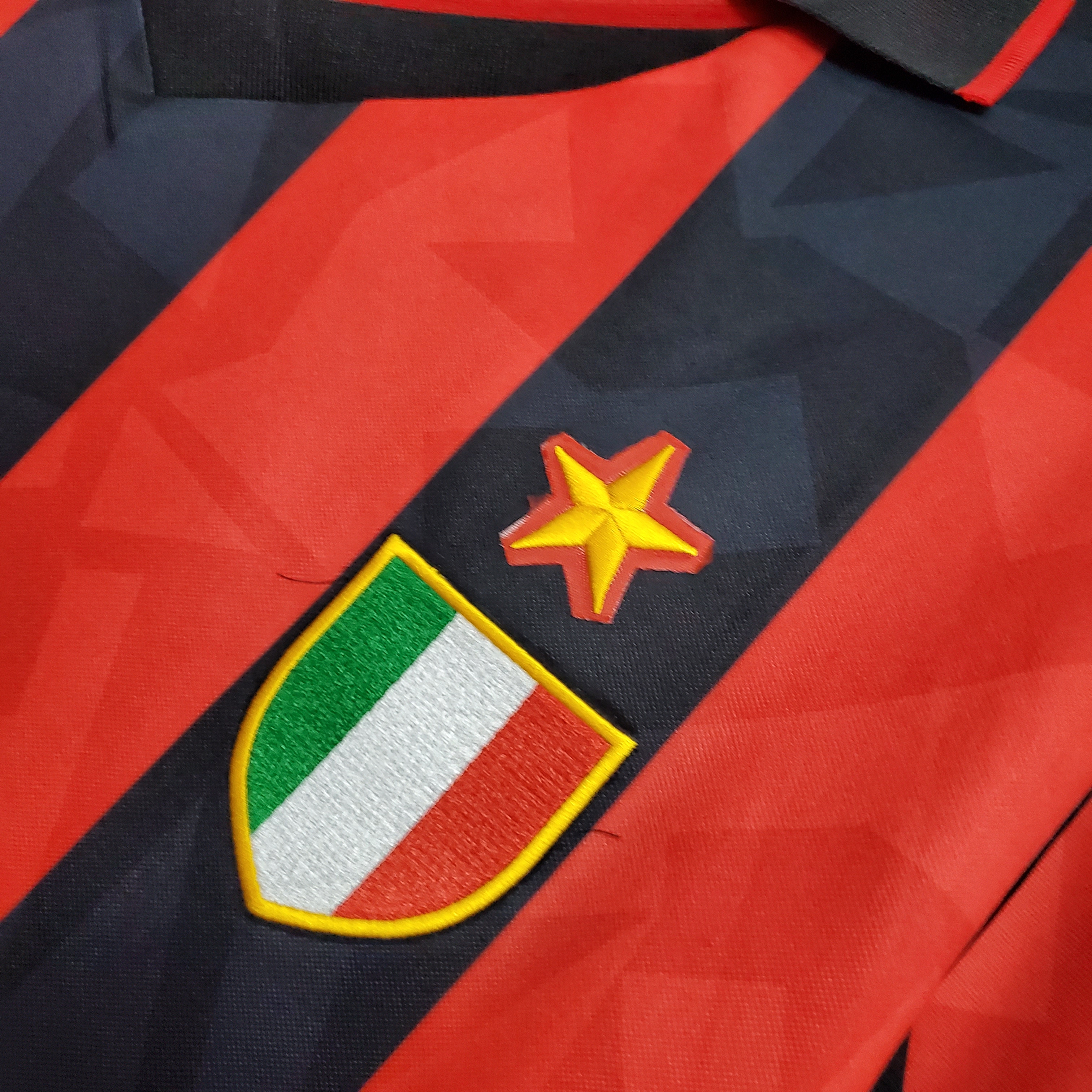 TKH-turbokithub-Retro AC Milan 93-94 Home Stadium Jersey