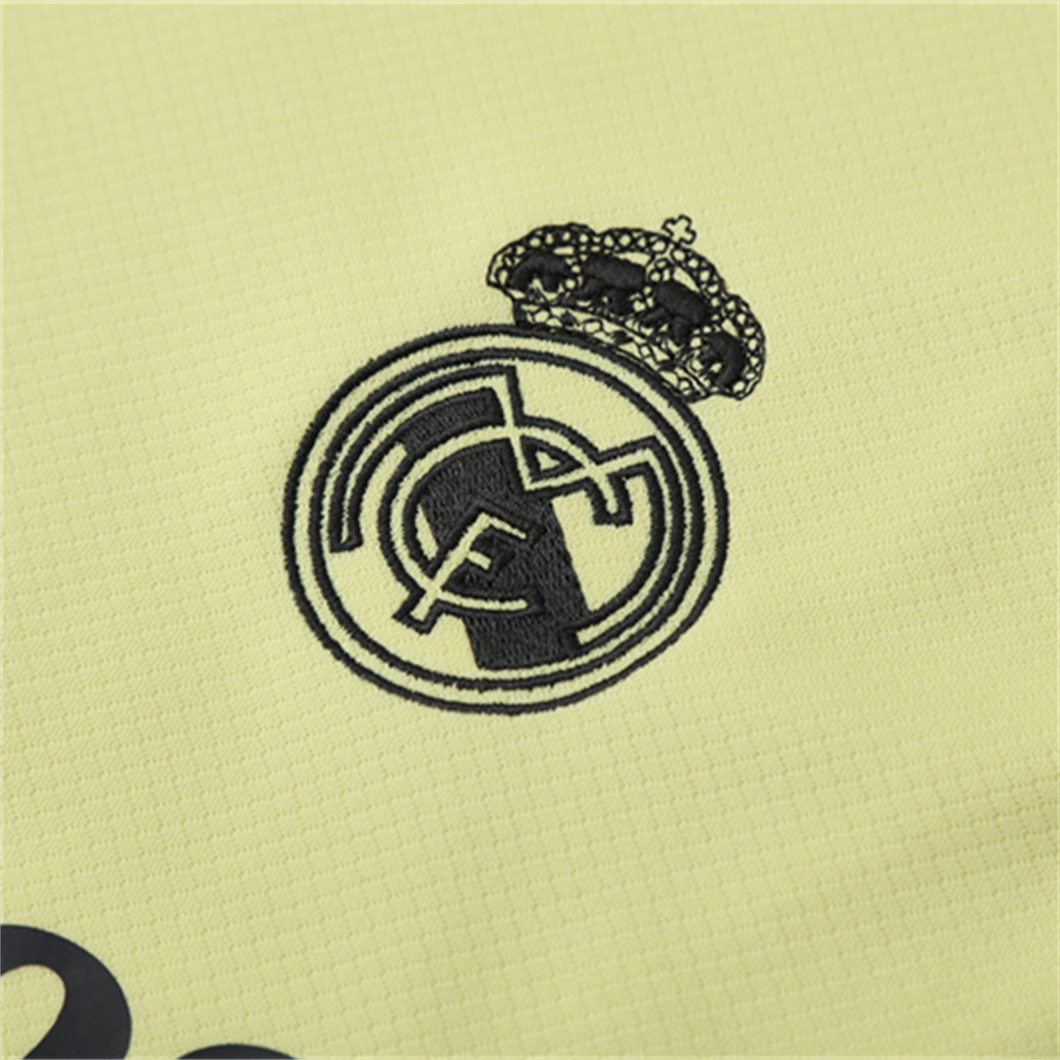 TKH-turbokithub-Real Madrid 25-26 Kids Short-Sleeve Training Set - Yellow Top and Grey Shorts