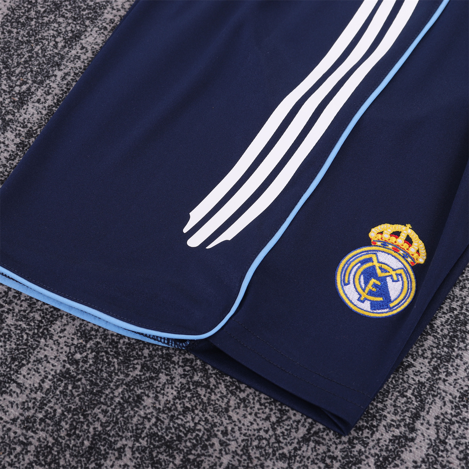 TKH-turbokithub-Retro Real Madrid 05-06 Away Kids Kit