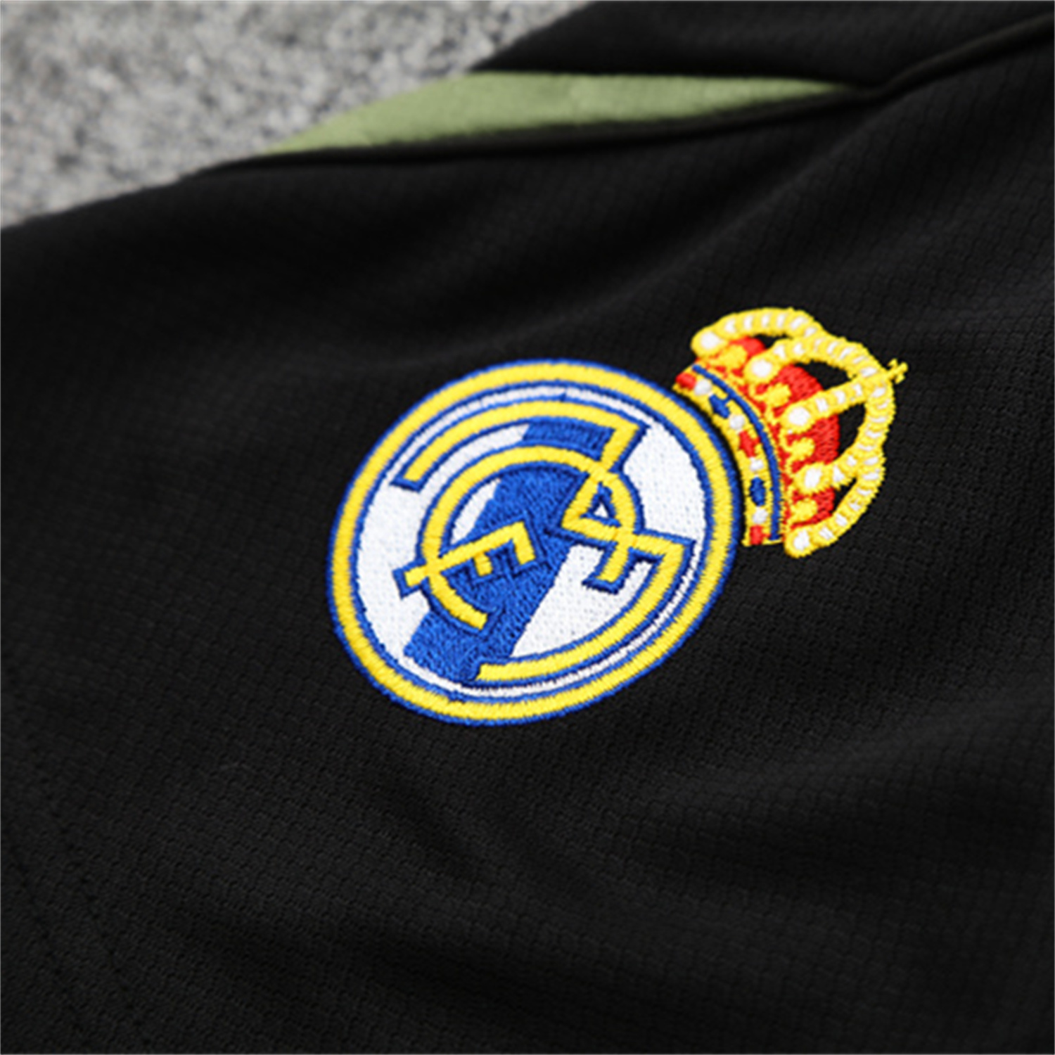 TKH-turbokithub-Real Madrid 25-26 Short-Sleeve Training Set - Green Black Top & Black Shorts