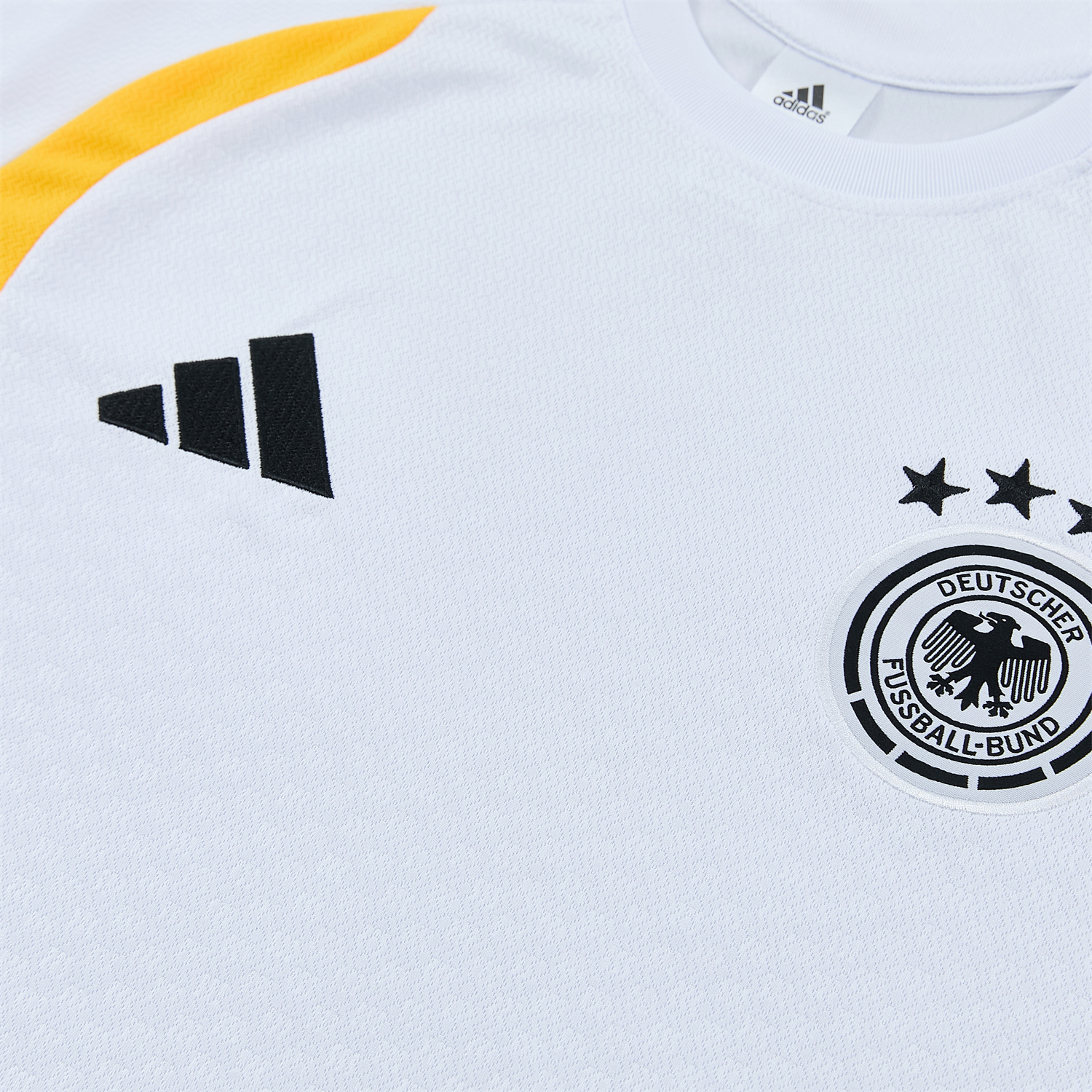 TKH-turbokithub-Germany 2026 Short-Sleeve Training Set - White Top and Black Shorts