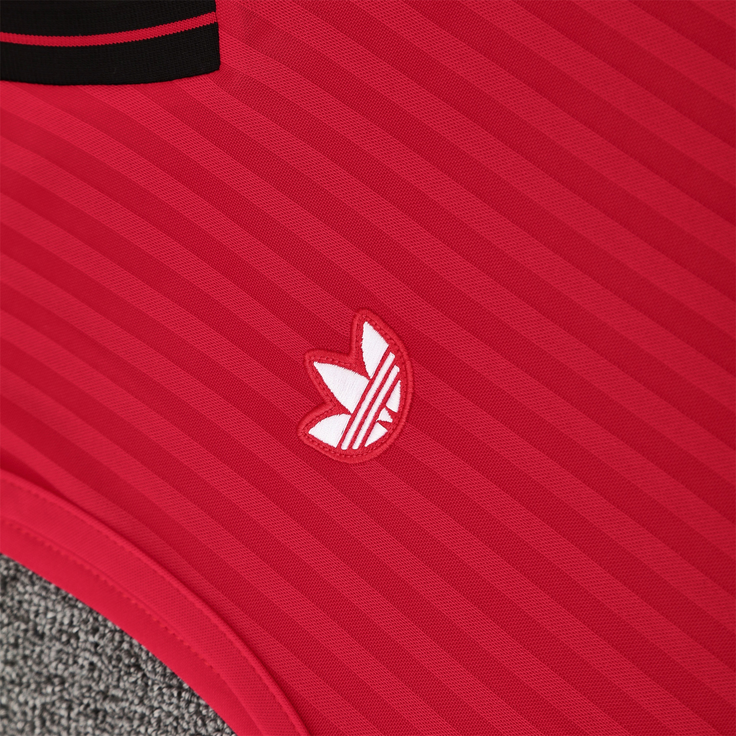 TKH-turbokithub-Flamengo 25-26 Short-Sleeve Training Set - Red Vest & Black Shorts