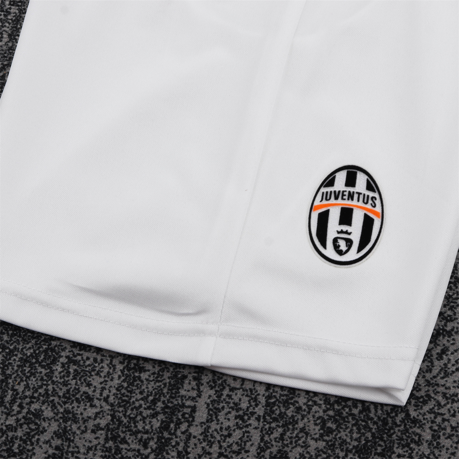 TKH-turbokithub-Retro Juventus 2004-05 Home Kids Kit