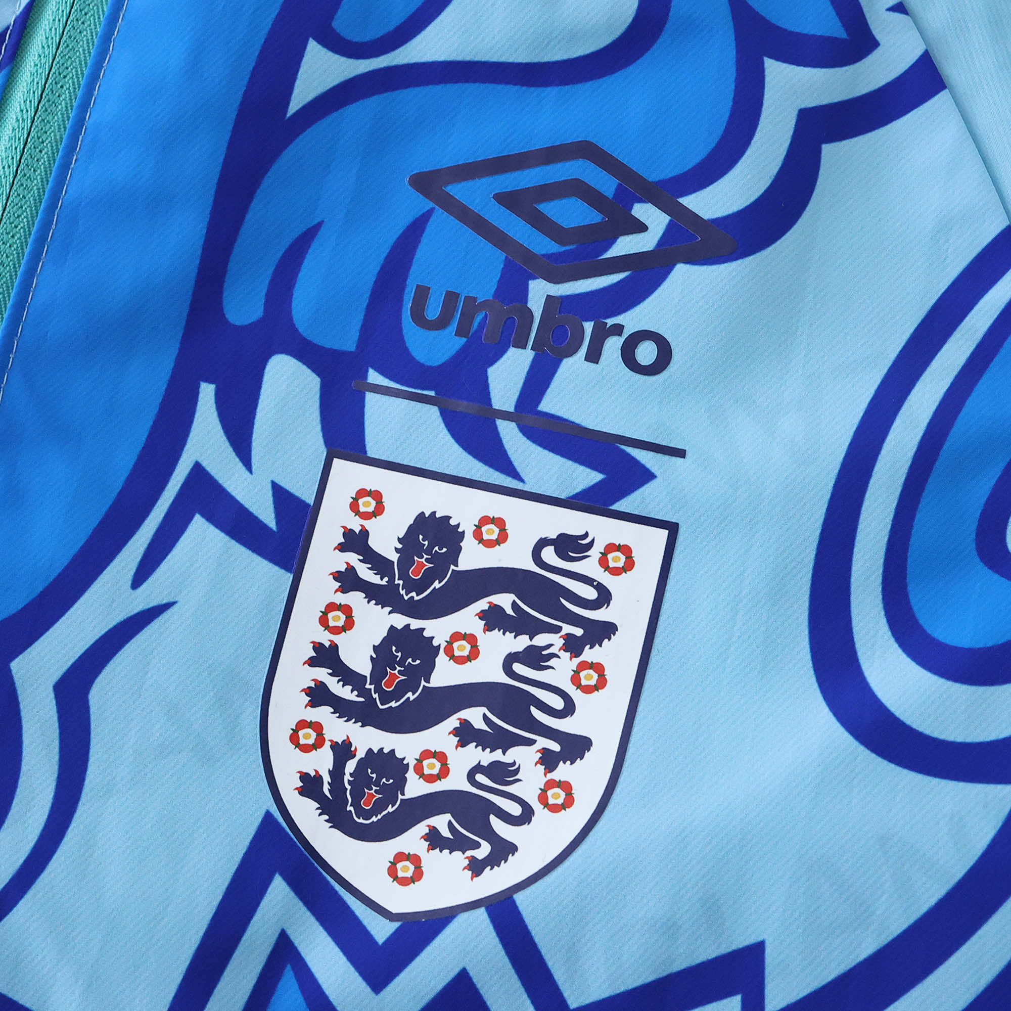 TKH-turbokithub-Retro England 1992 Third Double Sided Reversible Windbreaker - Blue & Green