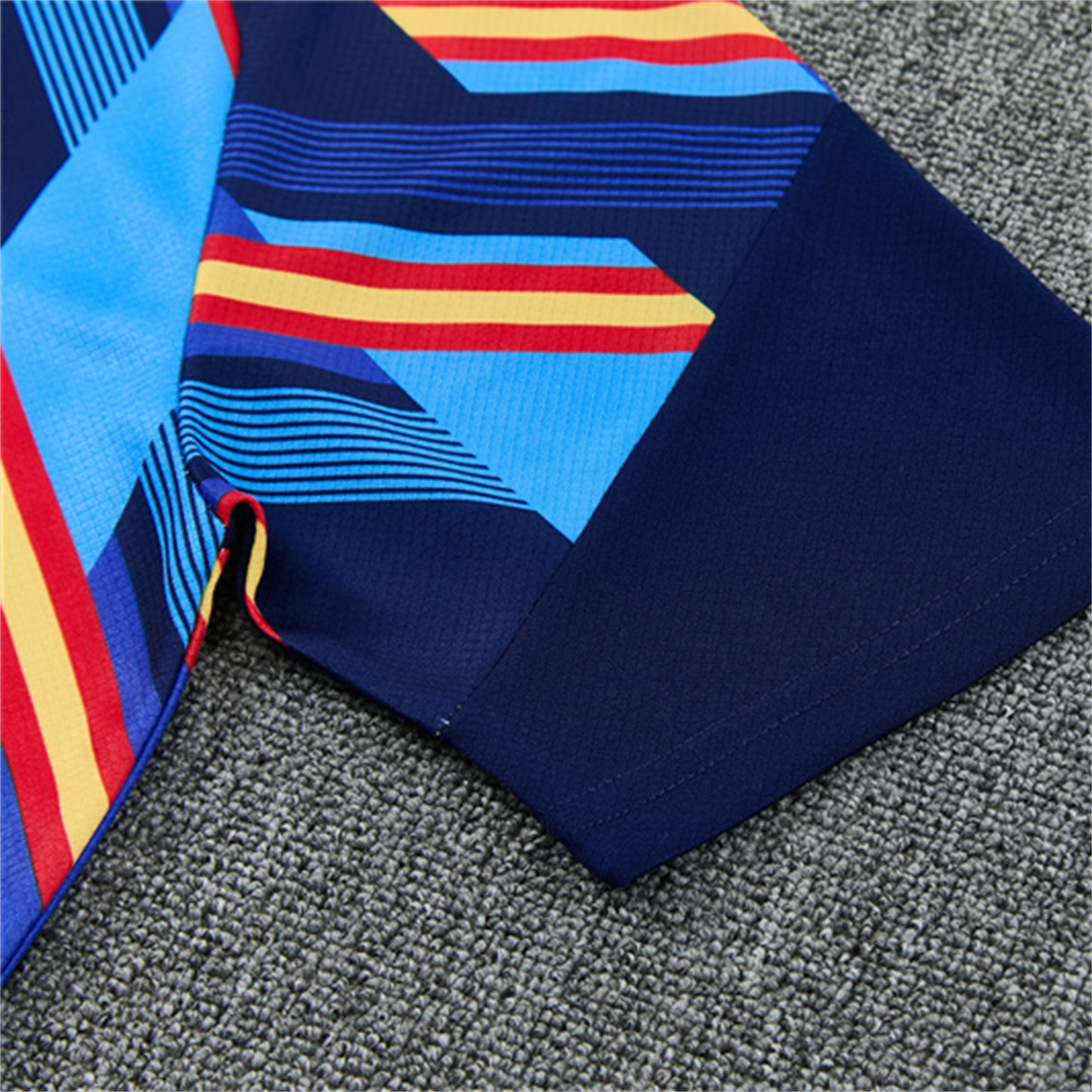 TKH-turbokithub-Spain 2026 Short-Sleeve Training Set - Royal Blue And Yellow Top & Royal Blue Shorts