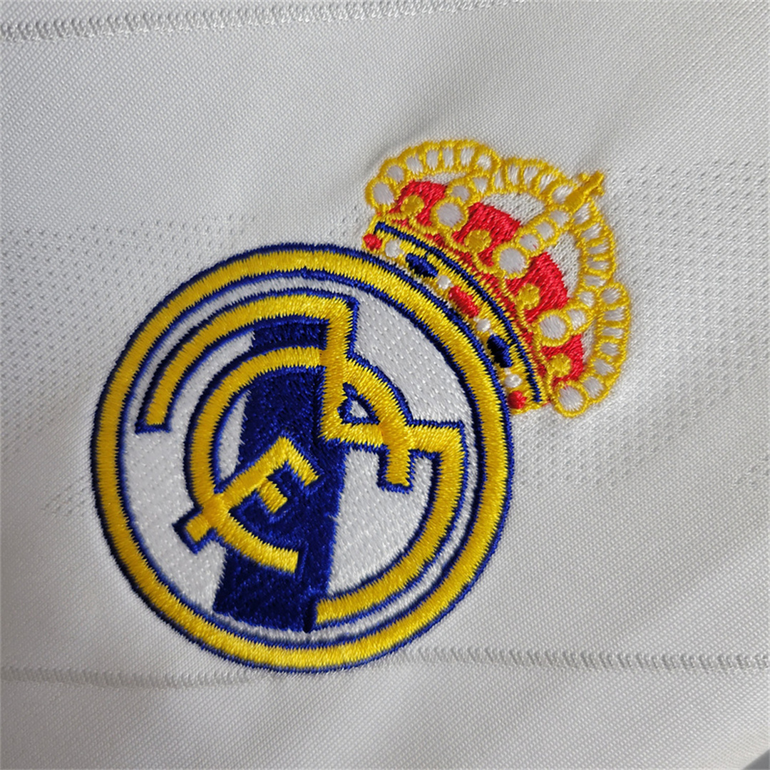 TKH-turbokithub-Retro Real Madrid 17-18 Home Long Sleeve Jersey - with Champions League Final Final